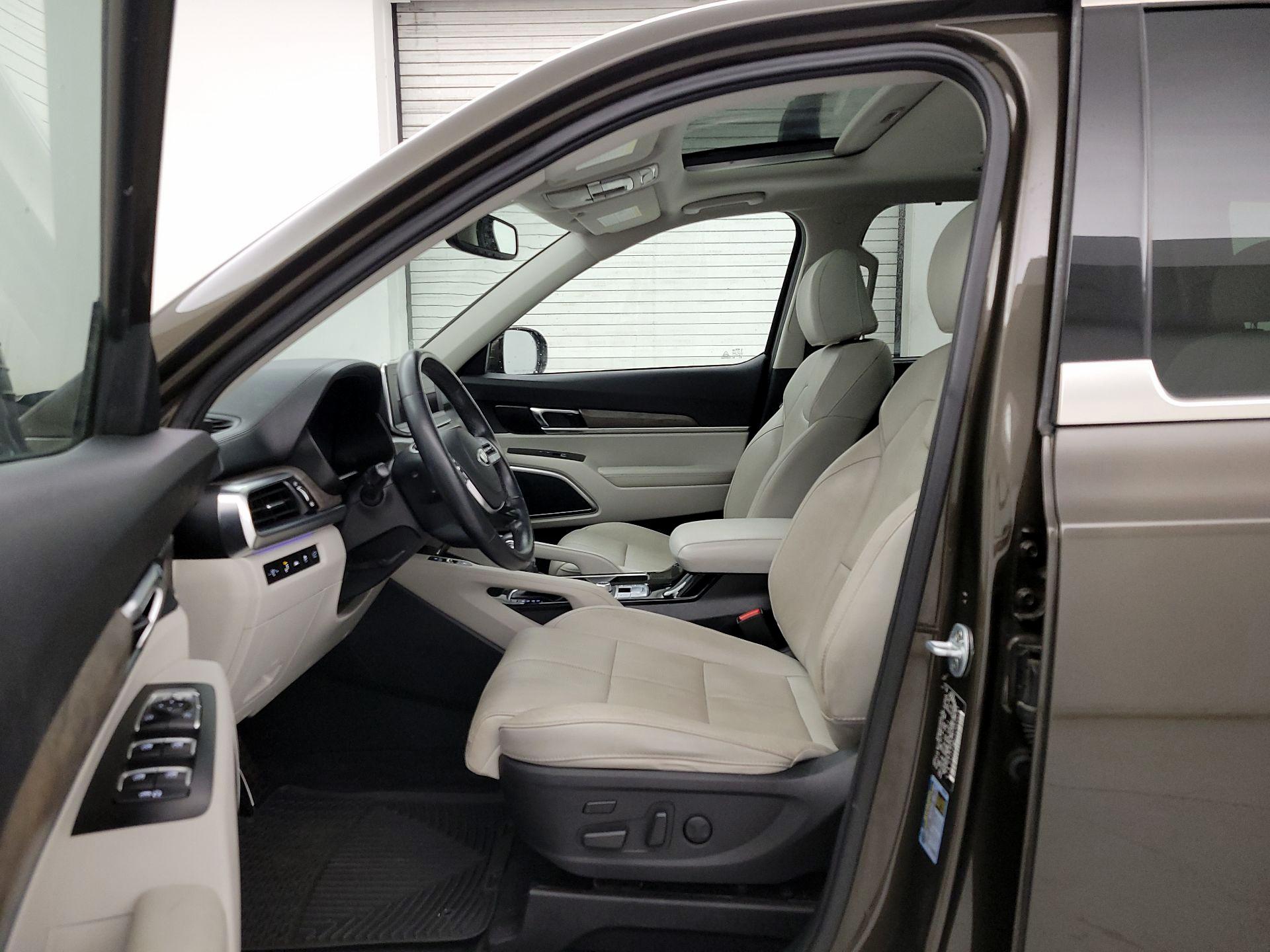 Thumbnail: 2020 Kia Telluride - 11