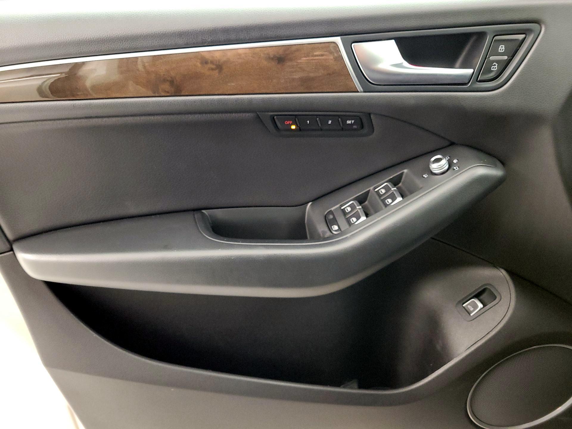 Thumbnail: 2016 Audi Q5 - 12