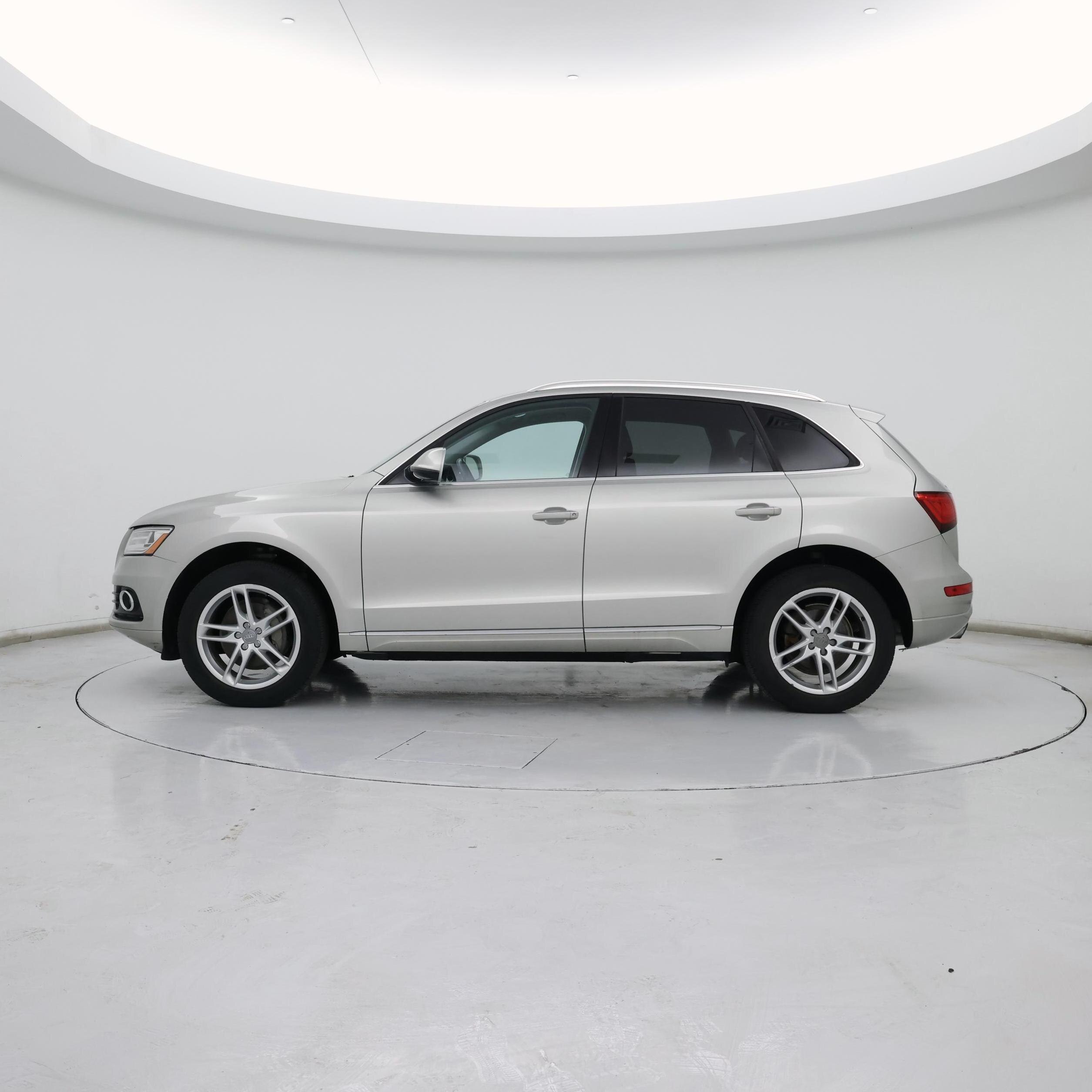 Thumbnail: 2016 Audi Q5 - 3