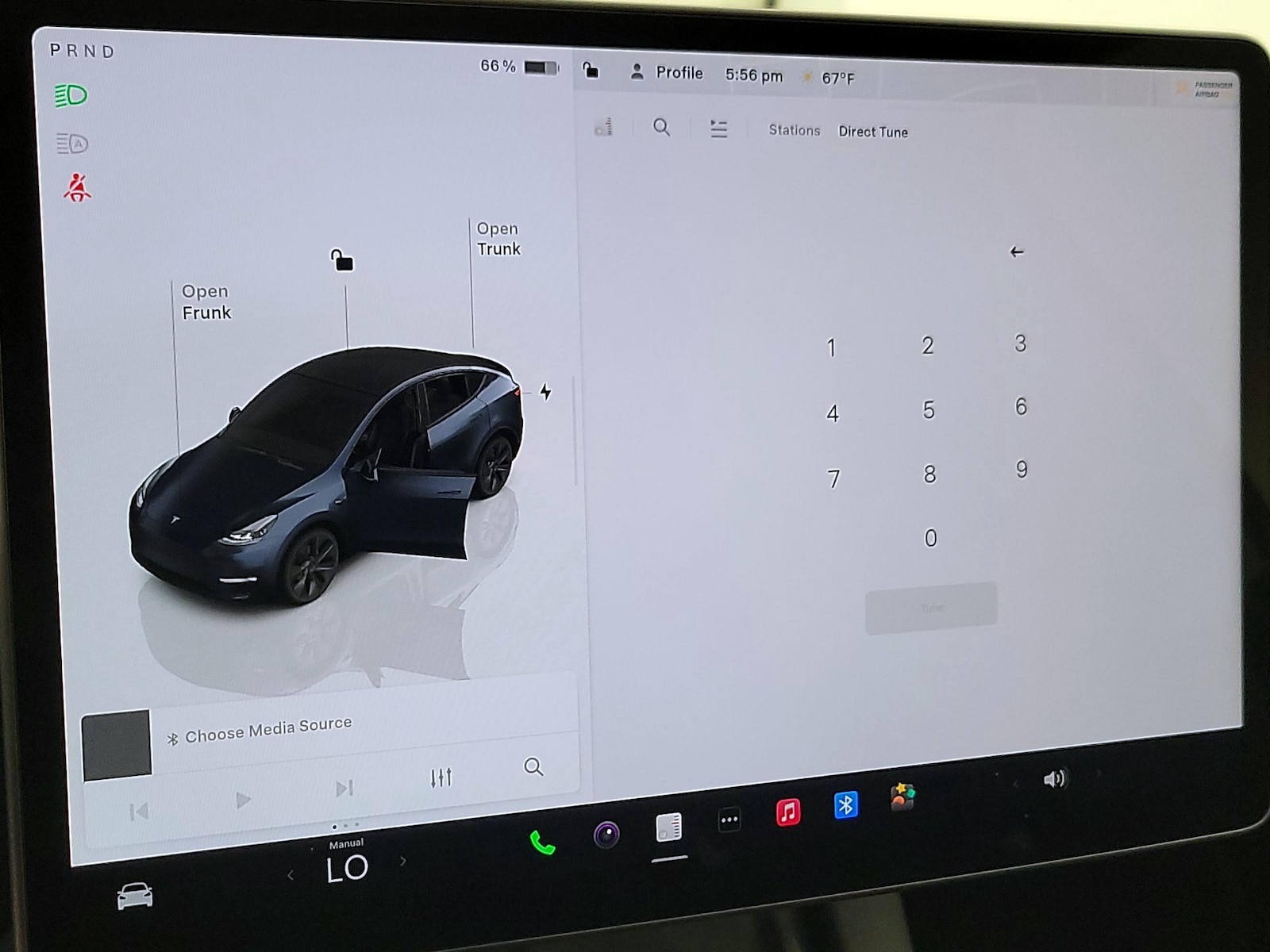 2025 Tesla Model Y Long Range - Photo 16