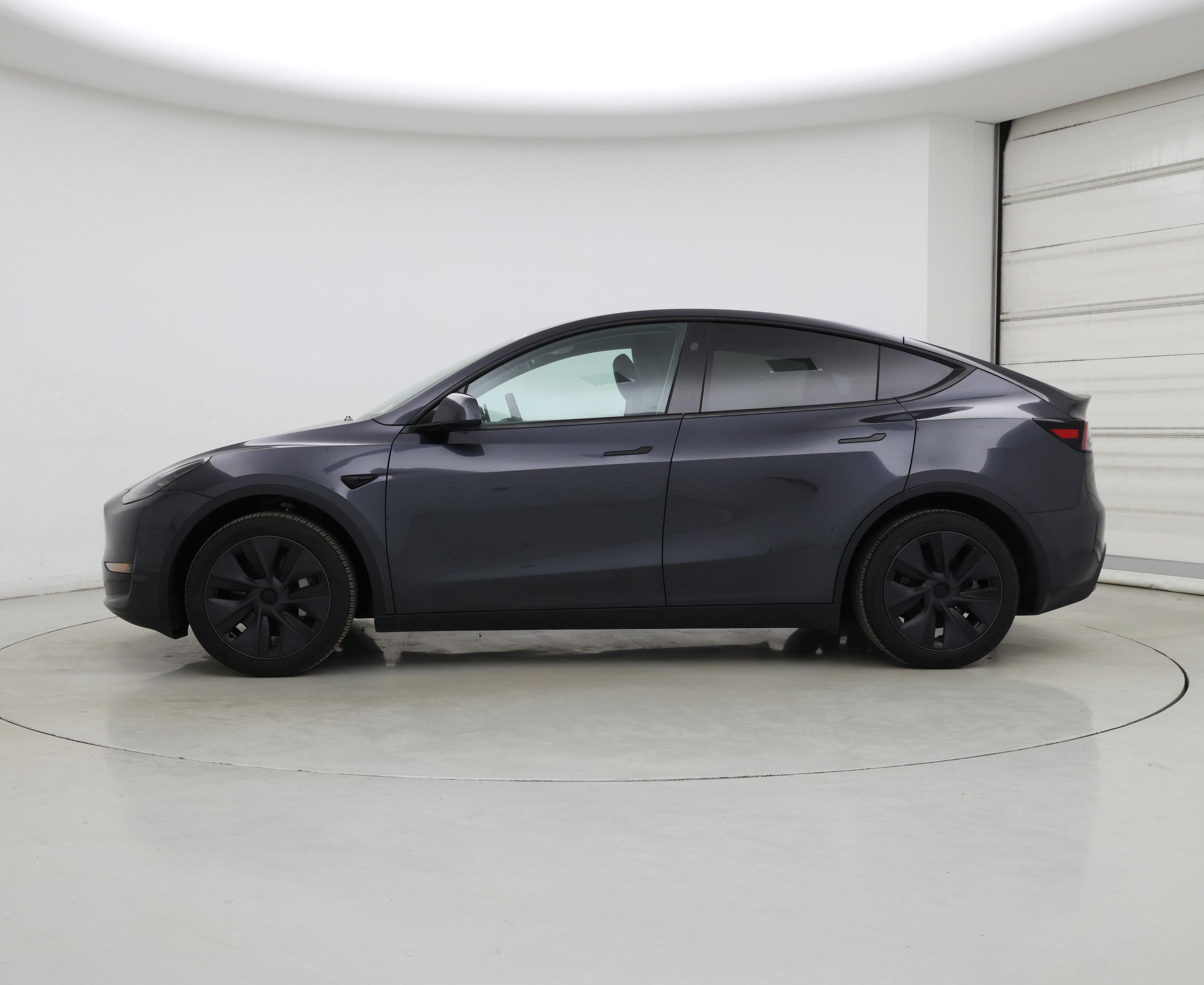 Thumbnail: 2025 Tesla Model Y - 3