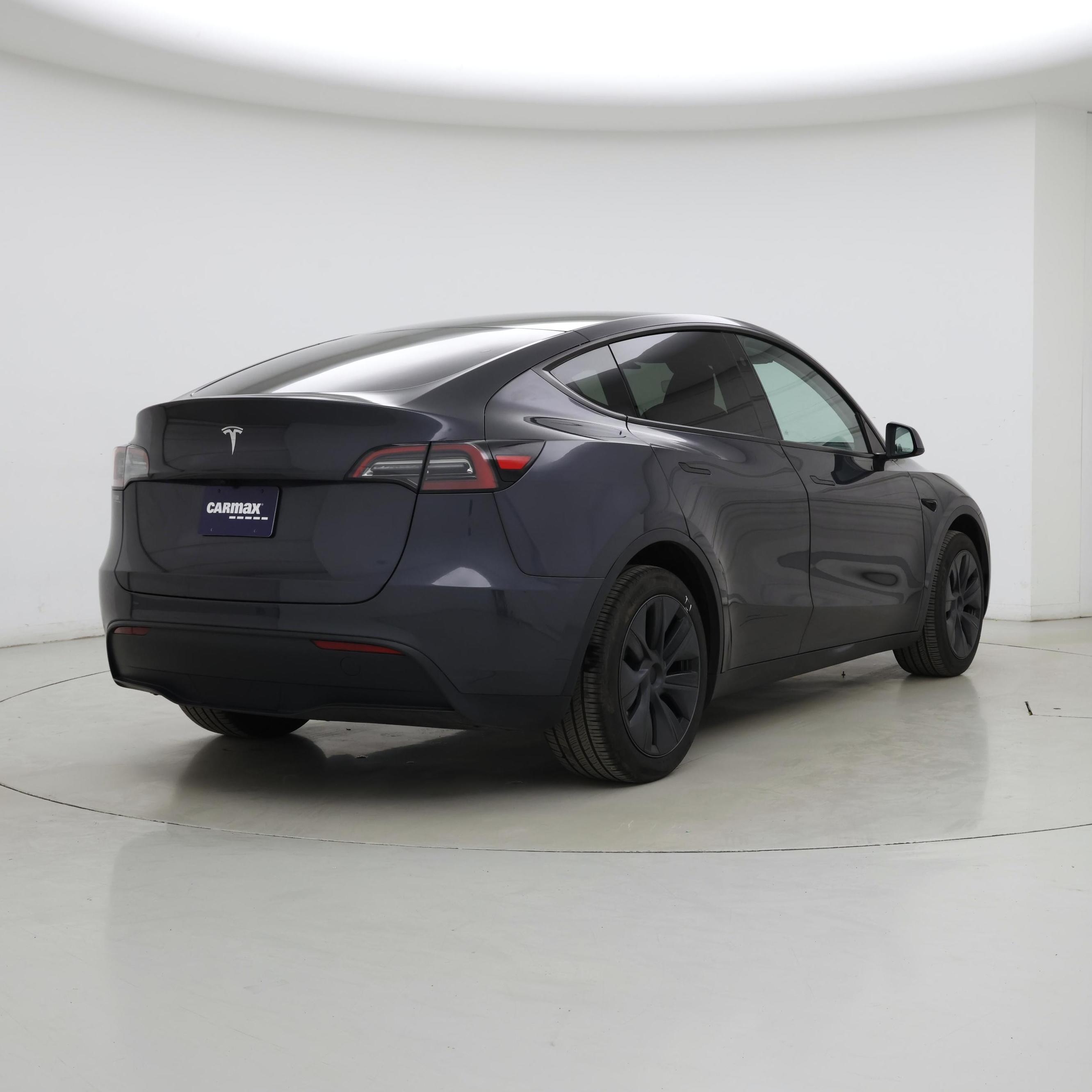 Thumbnail: 2025 Tesla Model Y - 8