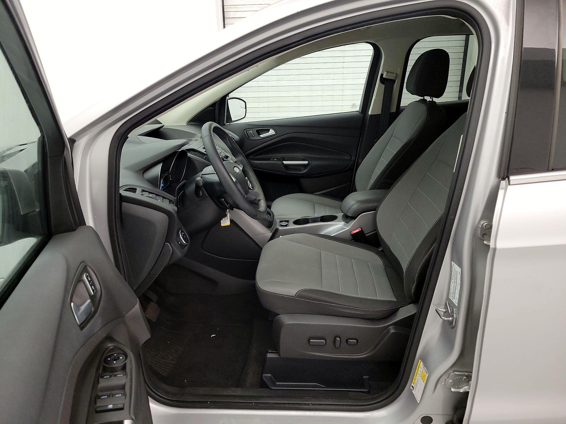 Thumbnail: 2016 Ford Escape - 11