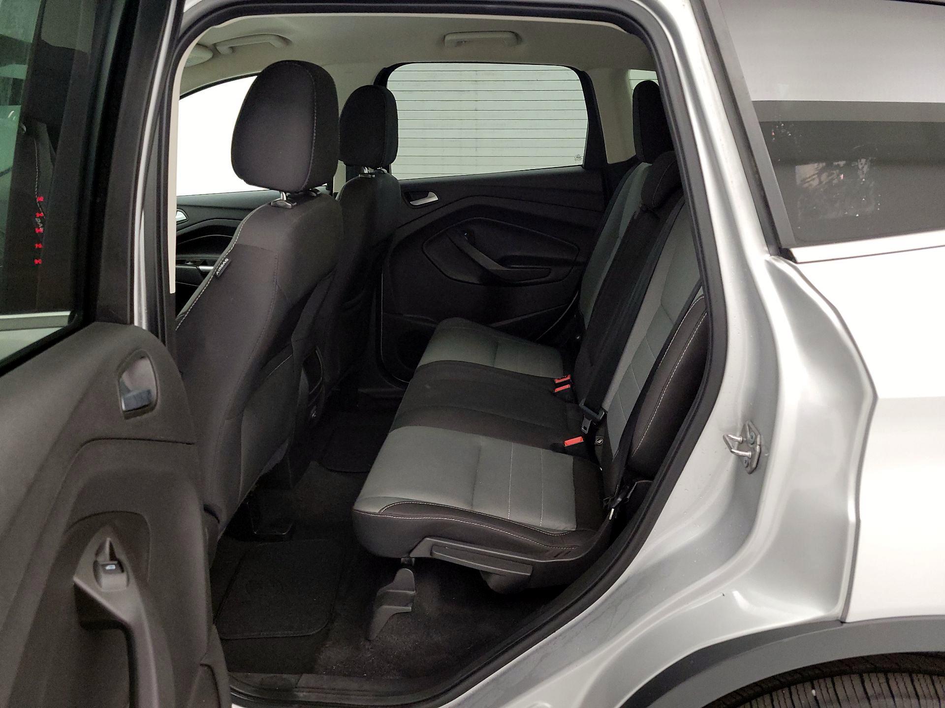 Thumbnail: 2016 Ford Escape - 17