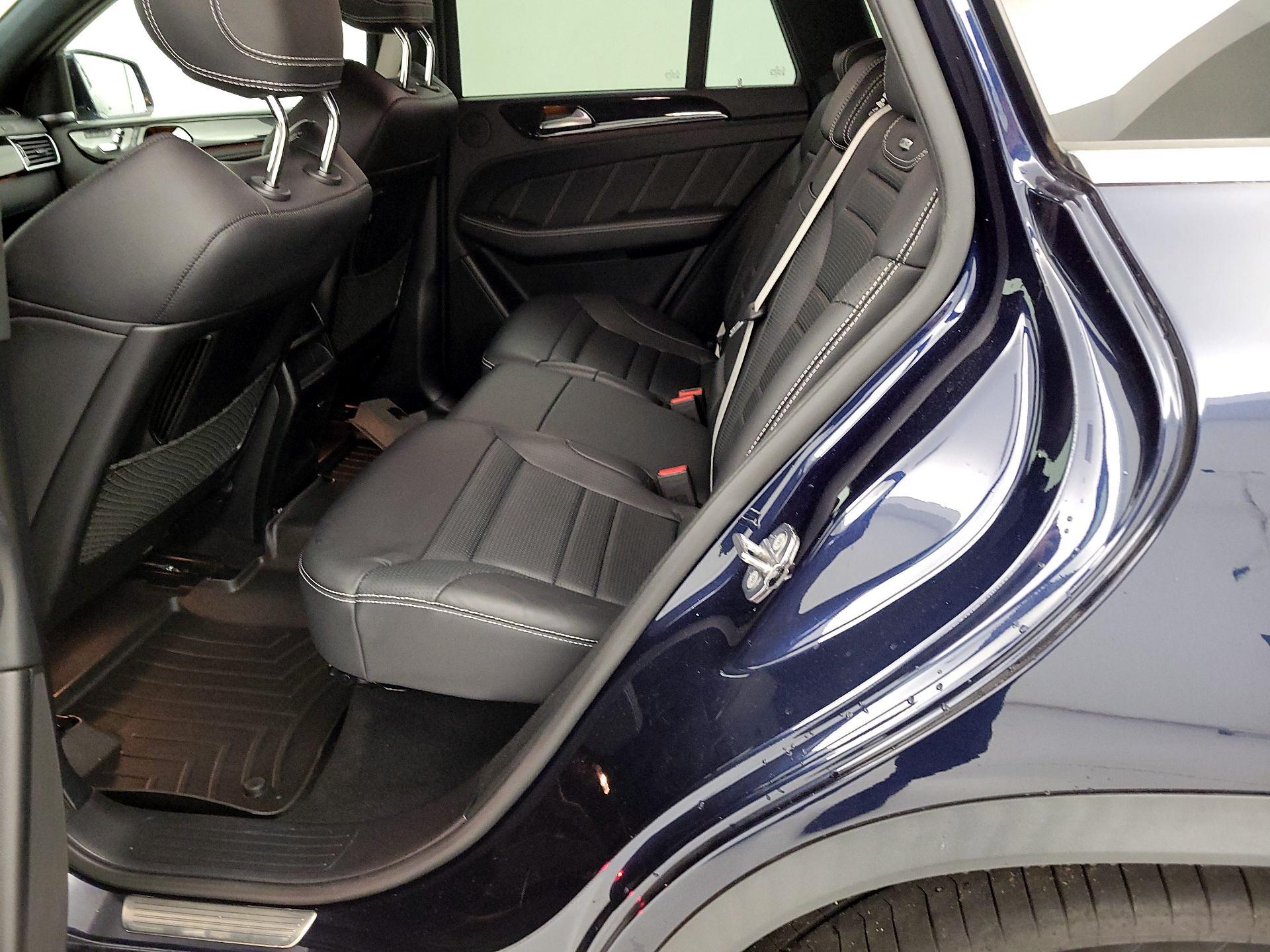 Thumbnail: 2019 Mercedes-Benz GL-Class - 20