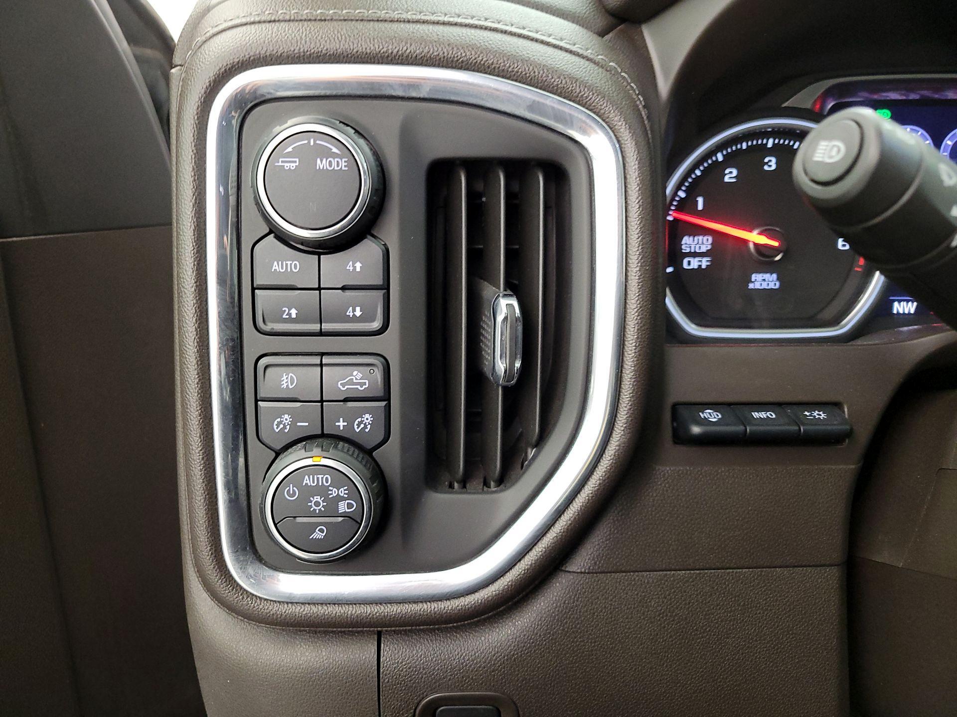 Thumbnail: 2020 Chevrolet Silverado 1500 - 13