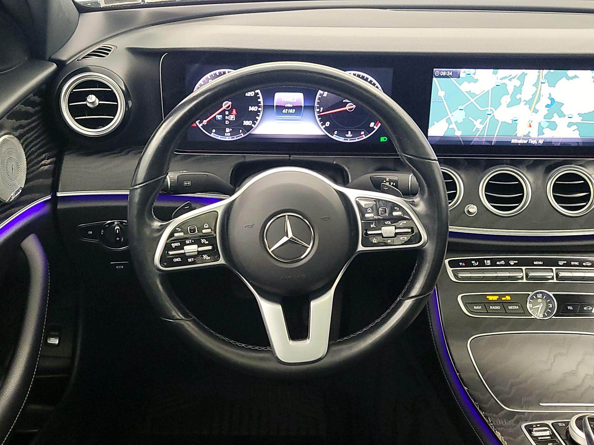 Thumbnail: 2020 Mercedes-Benz E-Class - 10