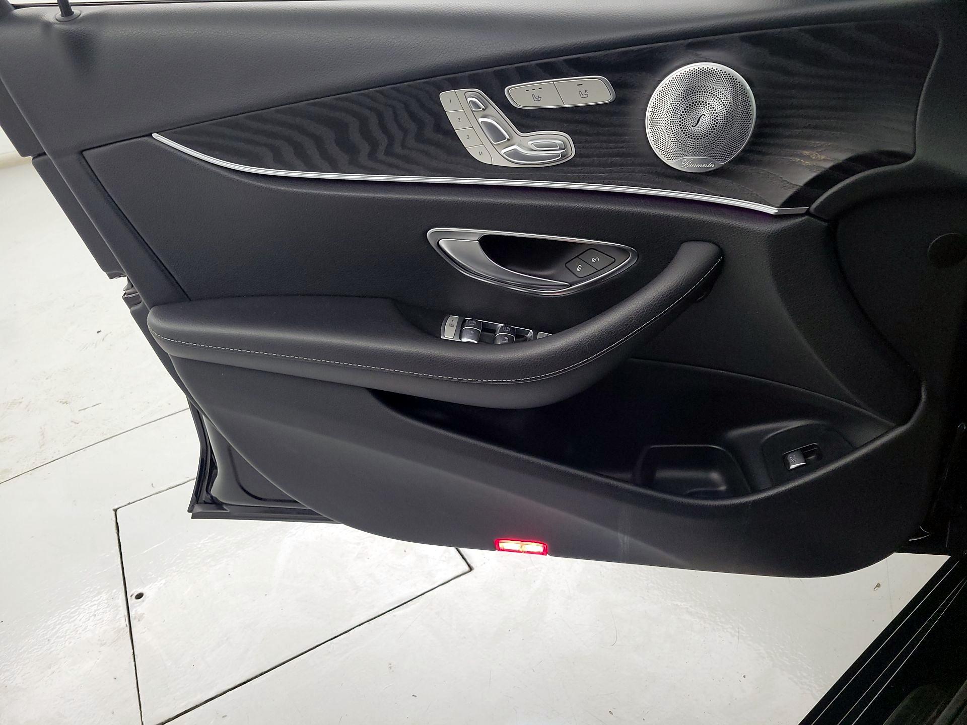 Thumbnail: 2020 Mercedes-Benz E-Class - 12