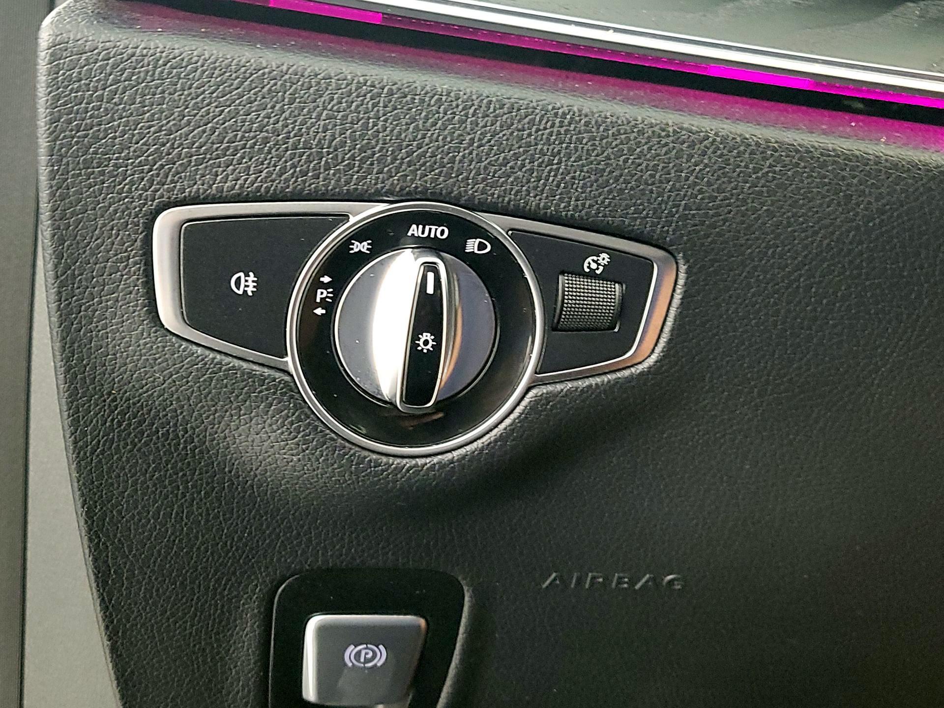 Thumbnail: 2020 Mercedes-Benz E-Class - 13