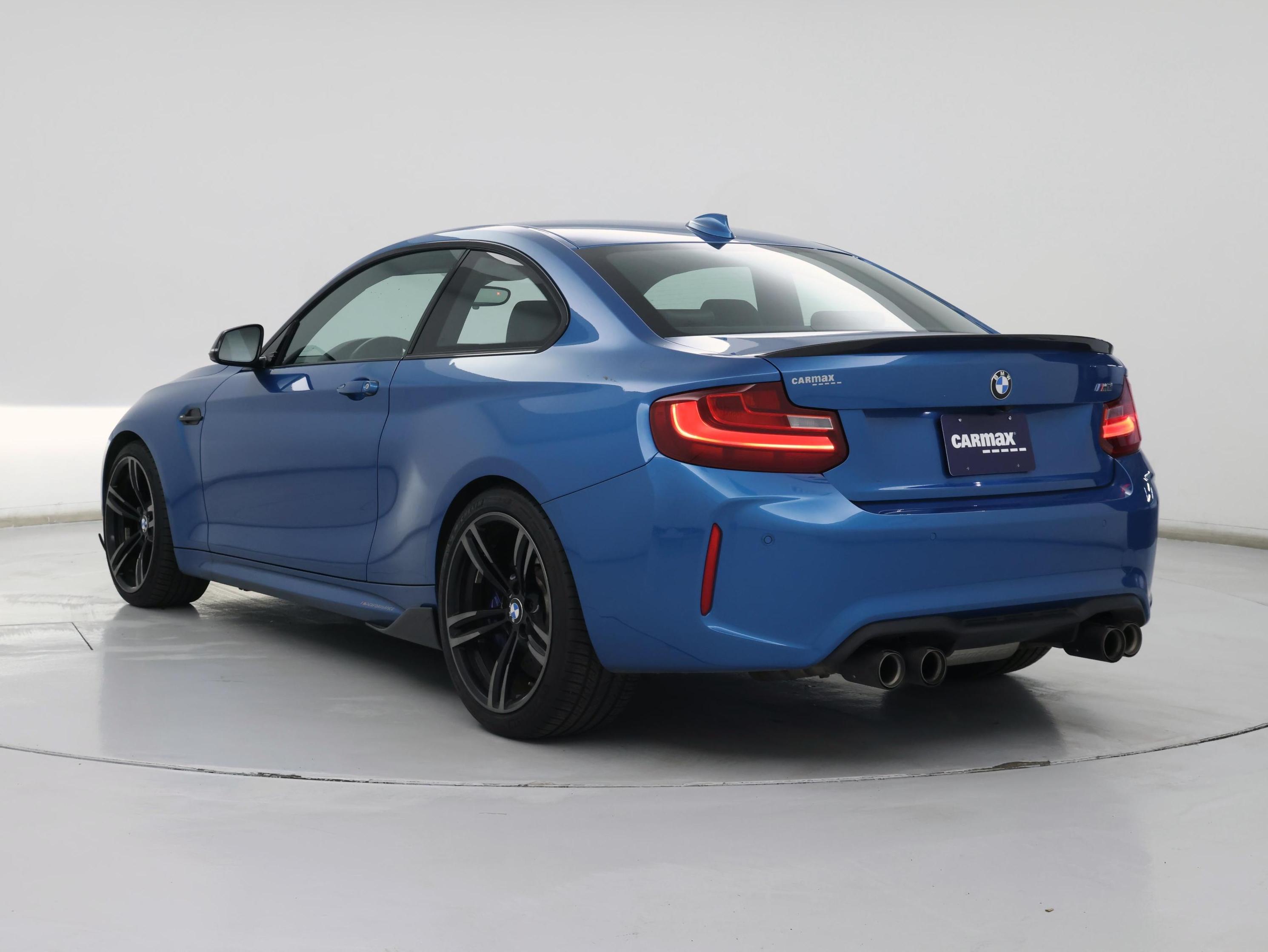 Thumbnail: 2017 BMW M2 - 2