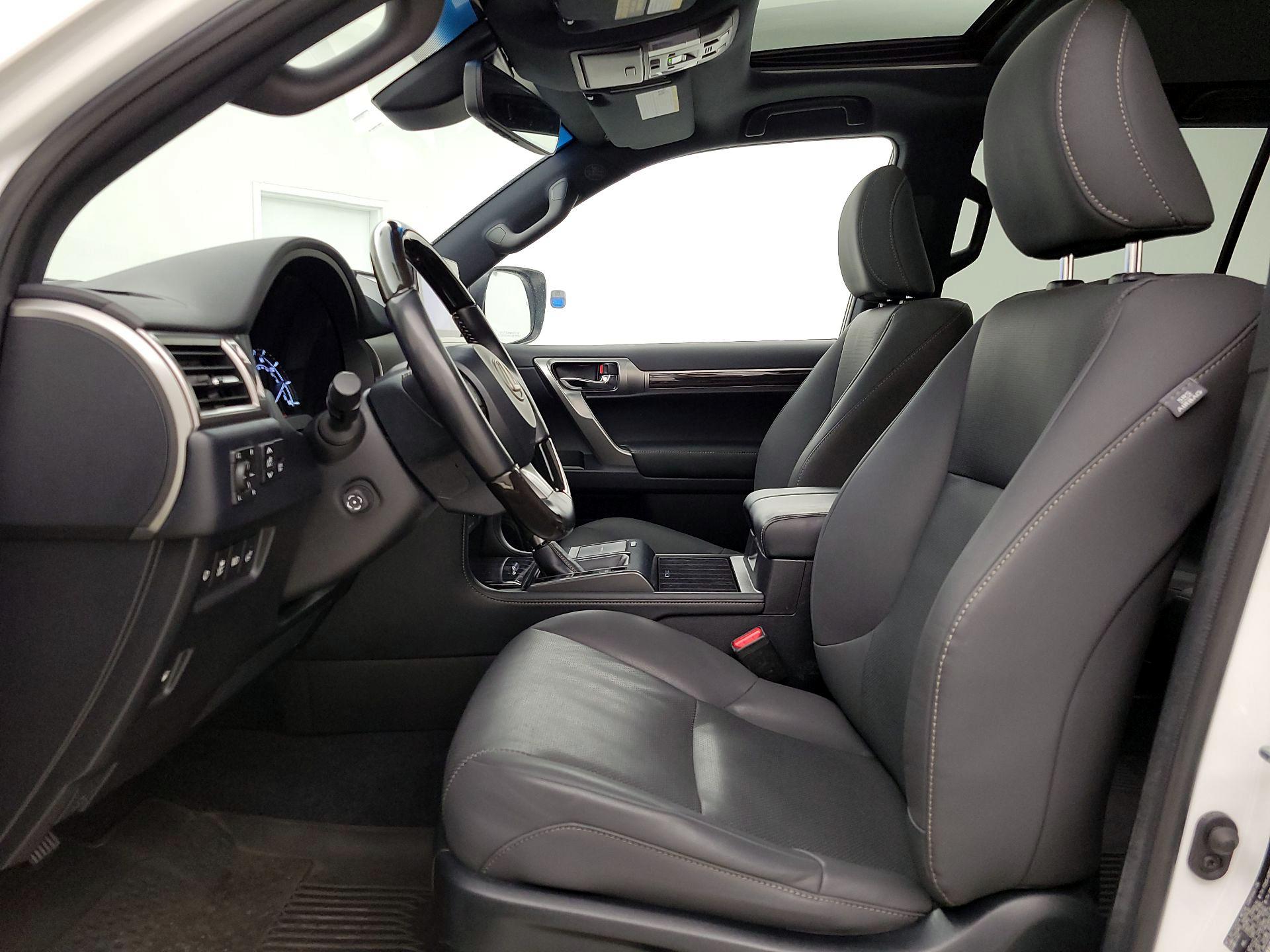 Thumbnail: 2023 Lexus GX - 11