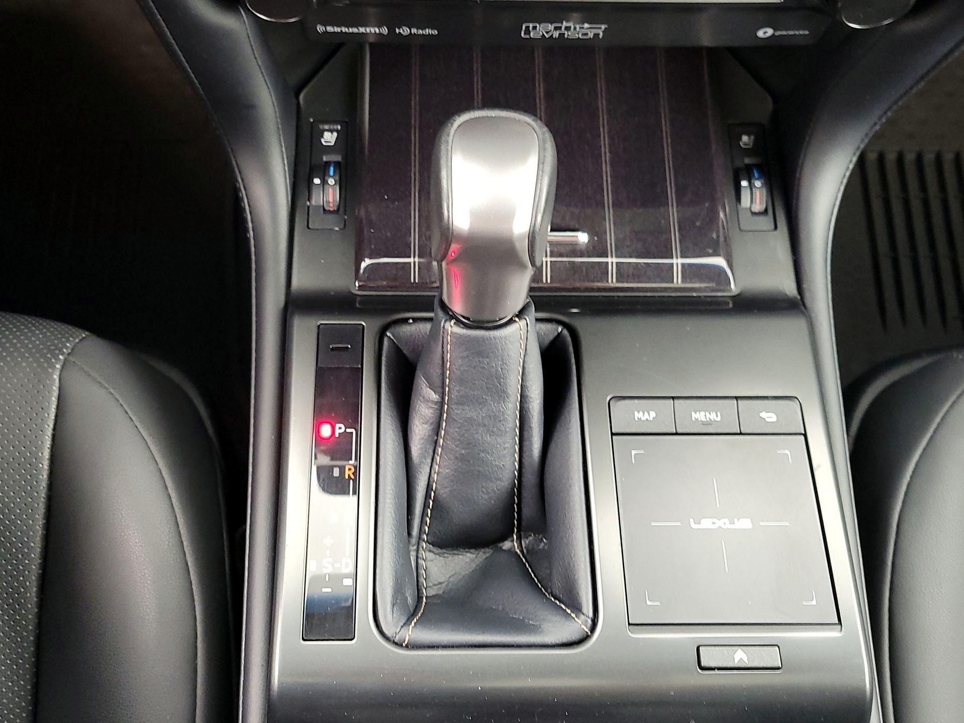 Thumbnail: 2023 Lexus GX - 18