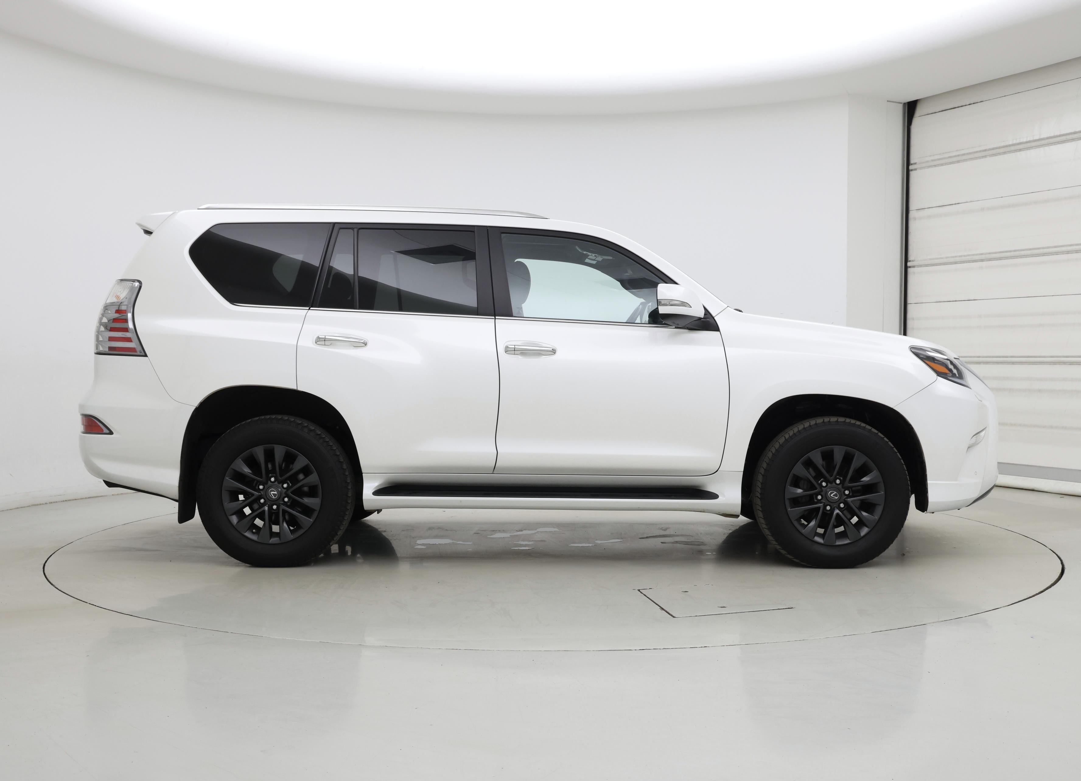 Thumbnail: 2023 Lexus GX - 7