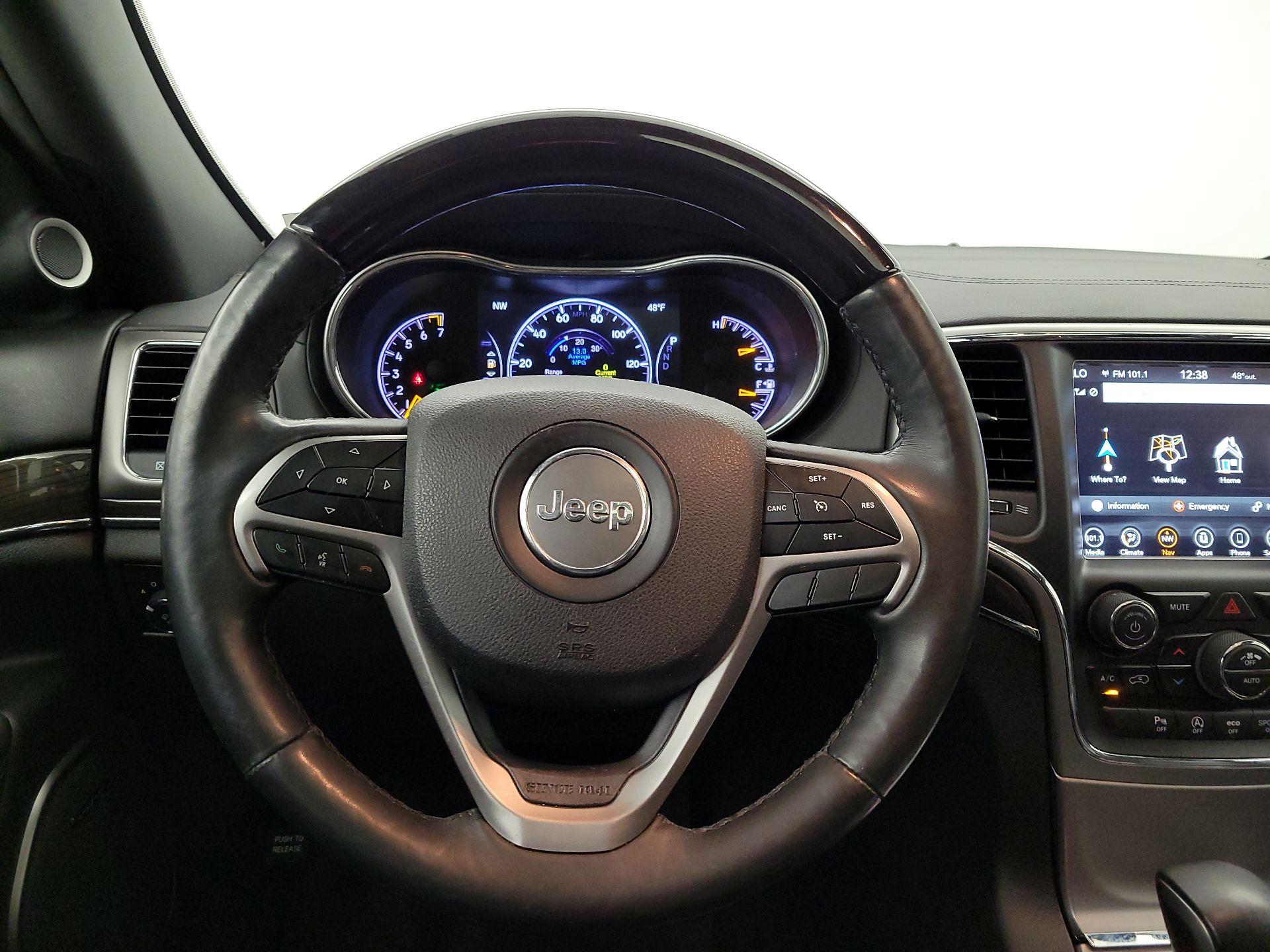 Thumbnail: 2018 Jeep Grand Cherokee - 10
