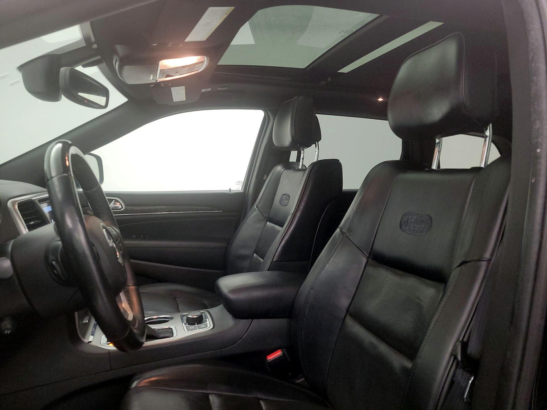 Thumbnail: 2018 Jeep Grand Cherokee - 20