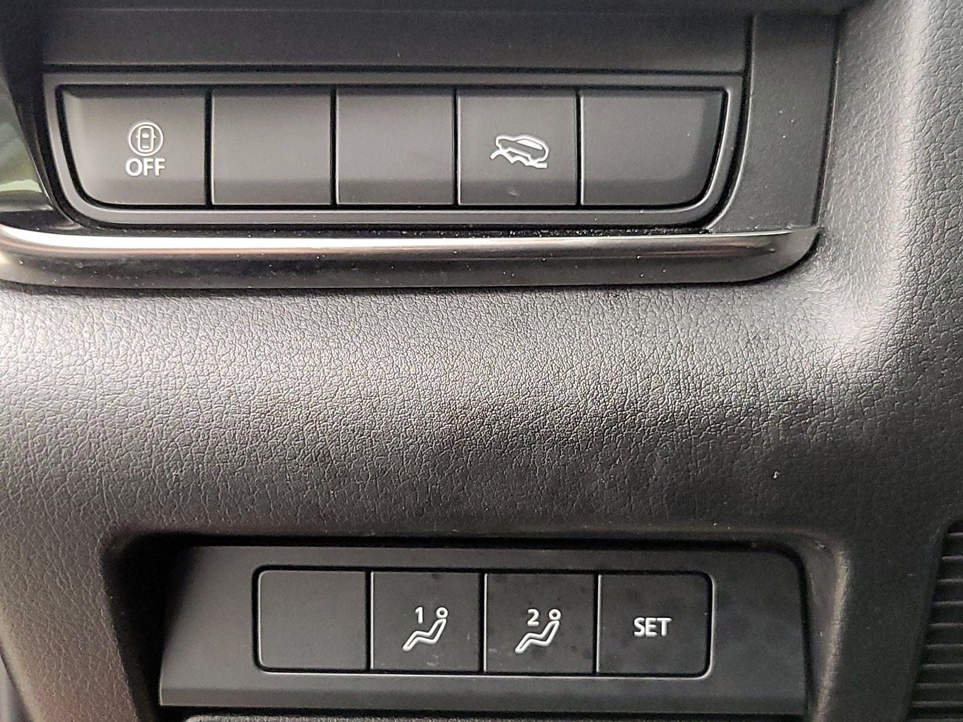 Thumbnail: 2023 Mazda CX-30 - 13