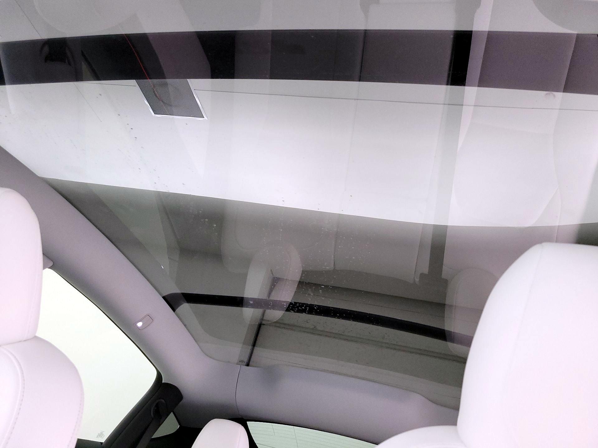 Thumbnail: 2026 Tesla Model Y - 19