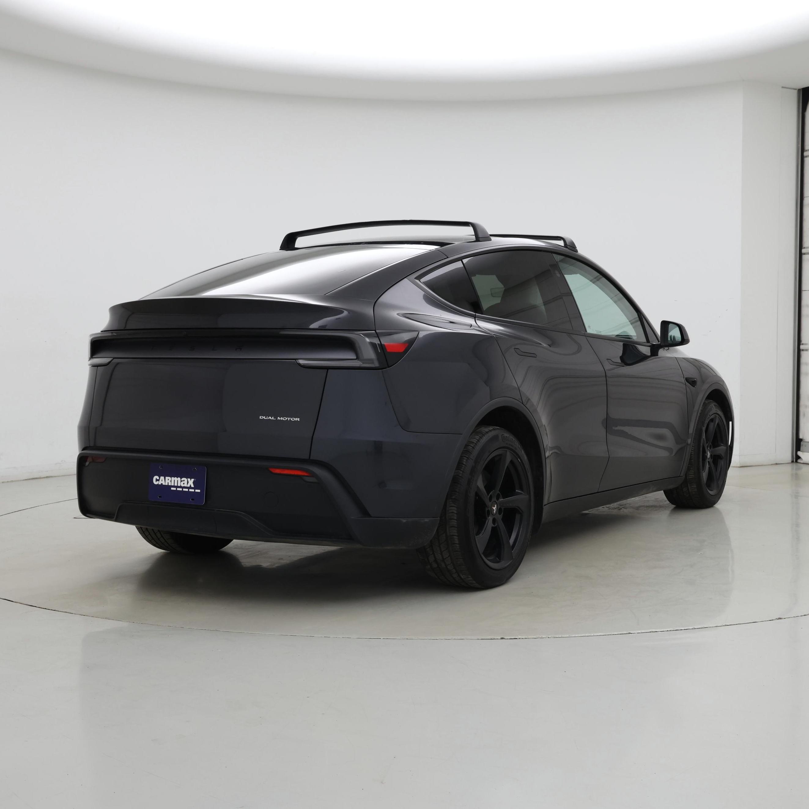 Thumbnail: 2026 Tesla Model Y - 8