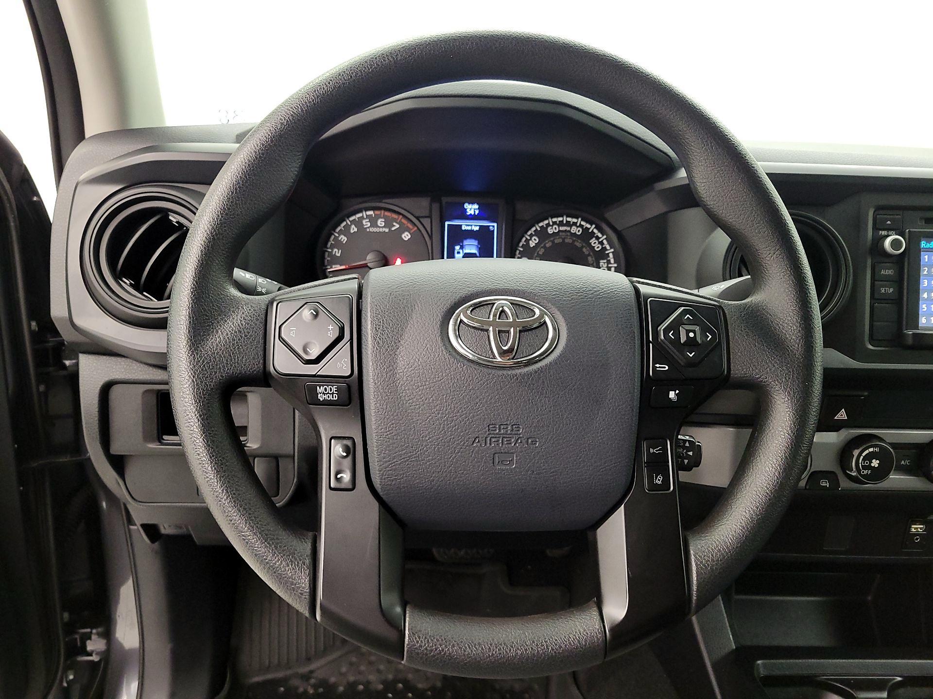 Thumbnail: 2019 Toyota Tacoma - 10
