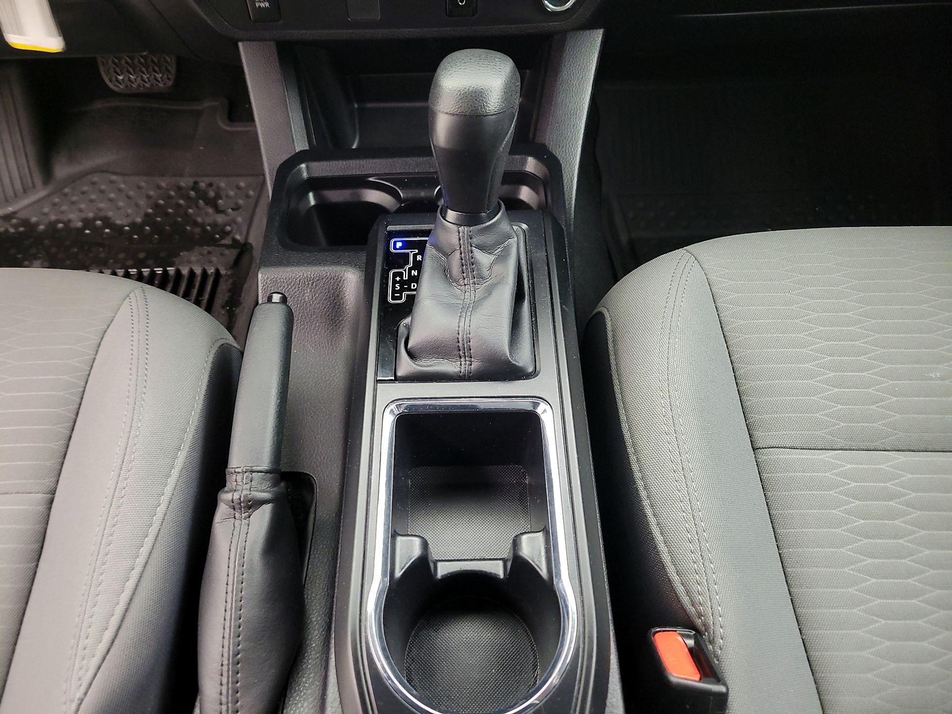 Thumbnail: 2019 Toyota Tacoma - 17