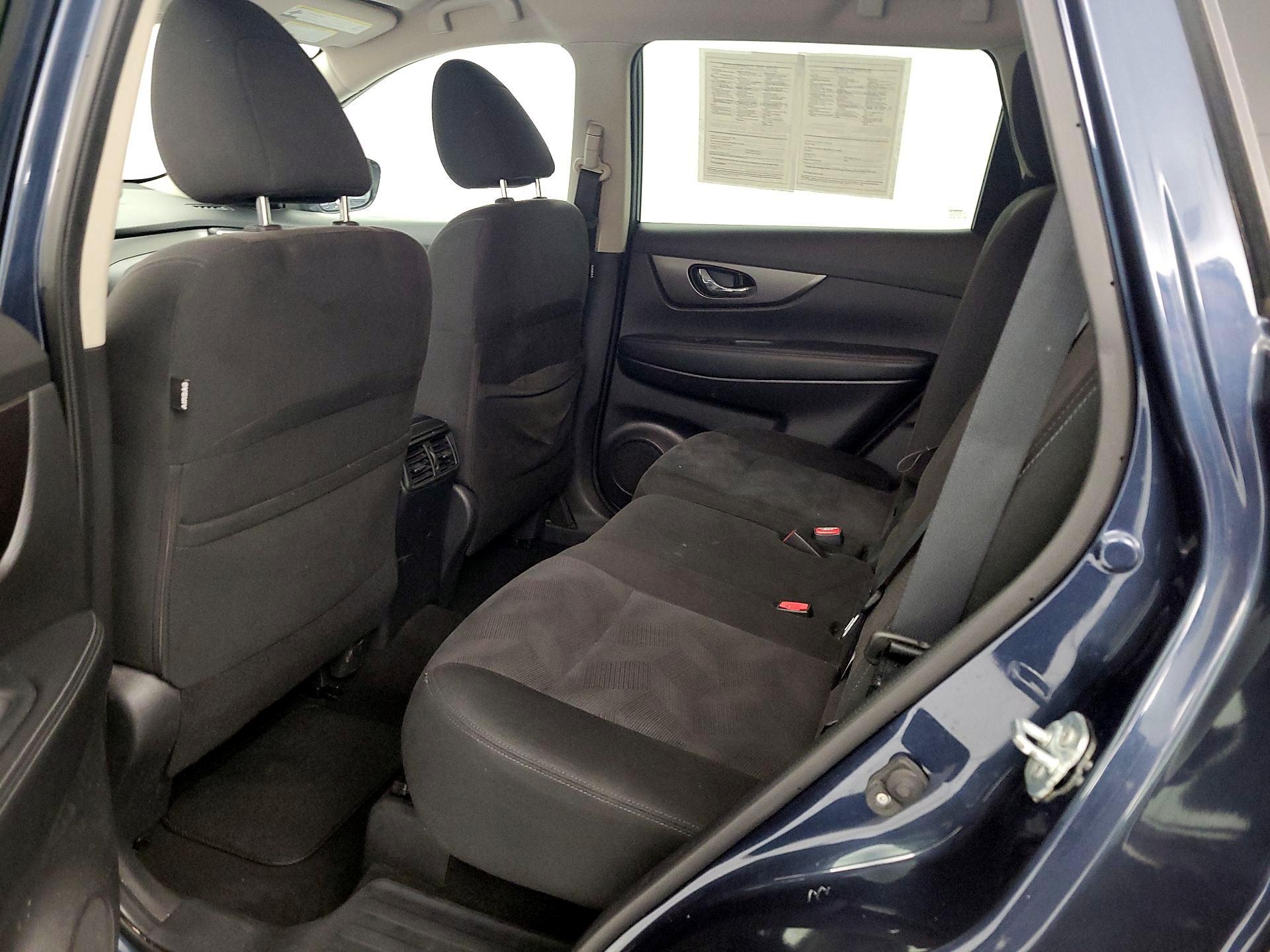 Thumbnail: 2016 Nissan Rogue - 19