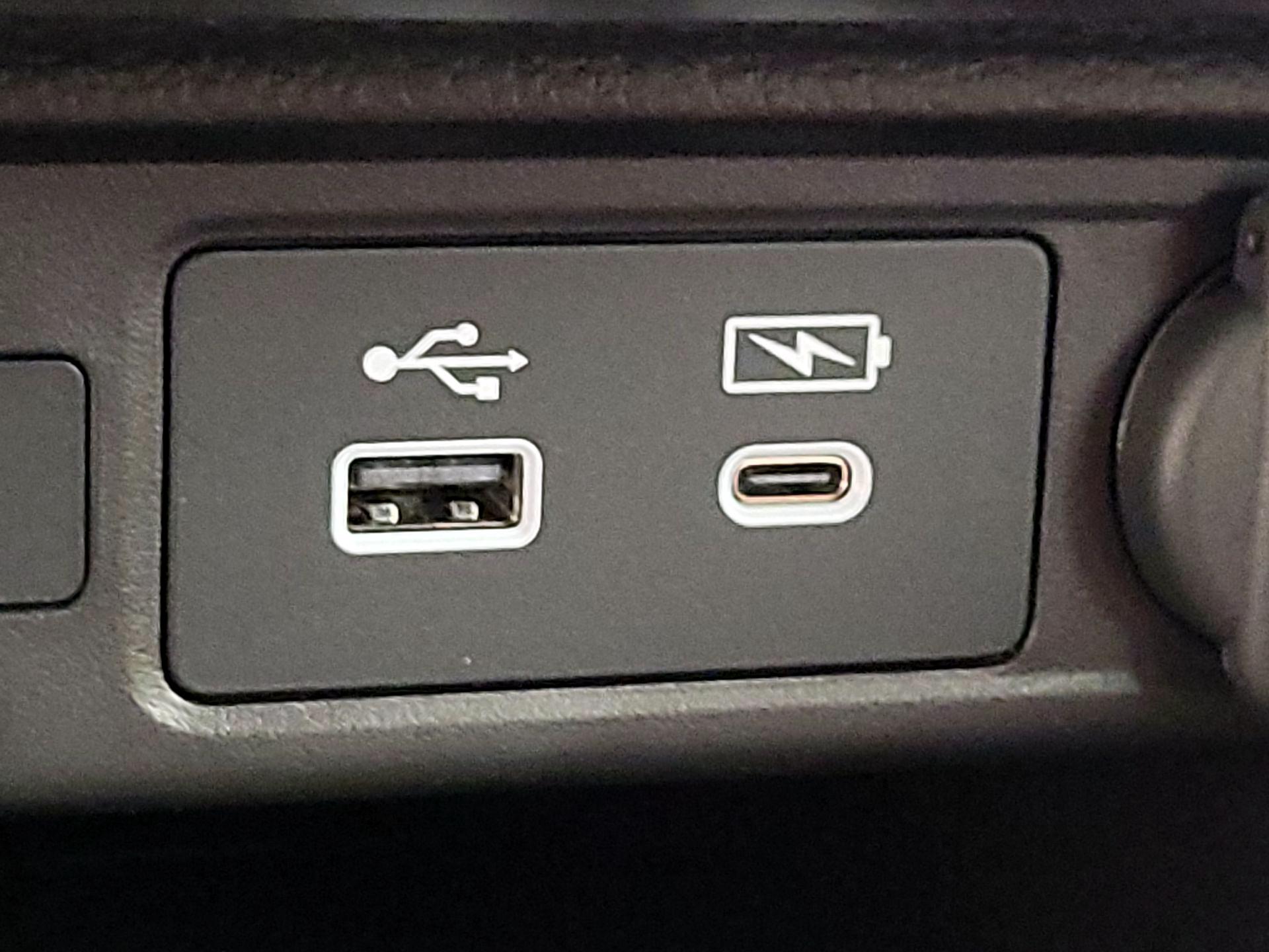 Thumbnail: 2026 Acura Integra - 18