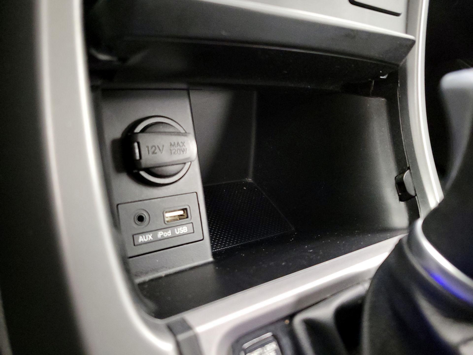 Thumbnail: 2016 Hyundai Elantra - 18