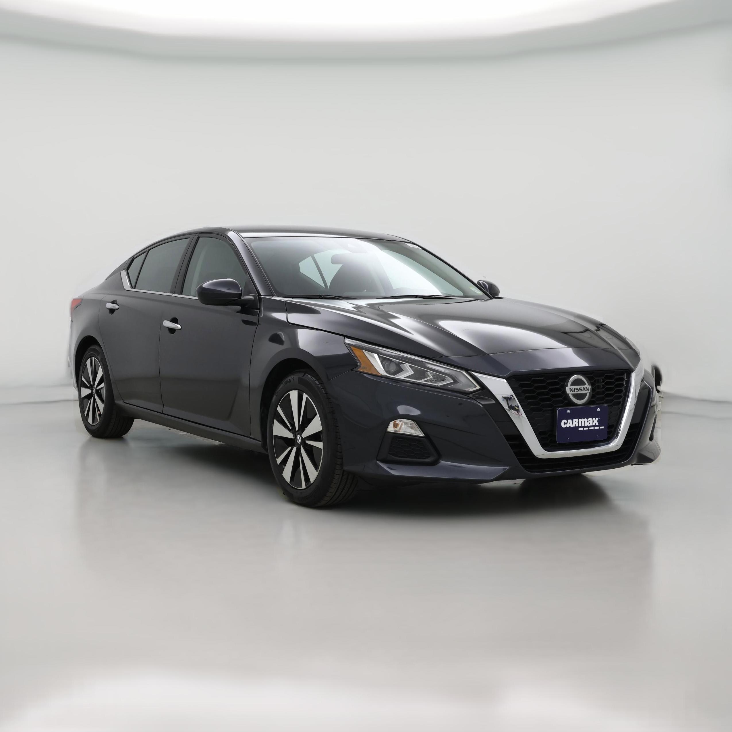 Thumbnail: 2022 Nissan Altima - 1
