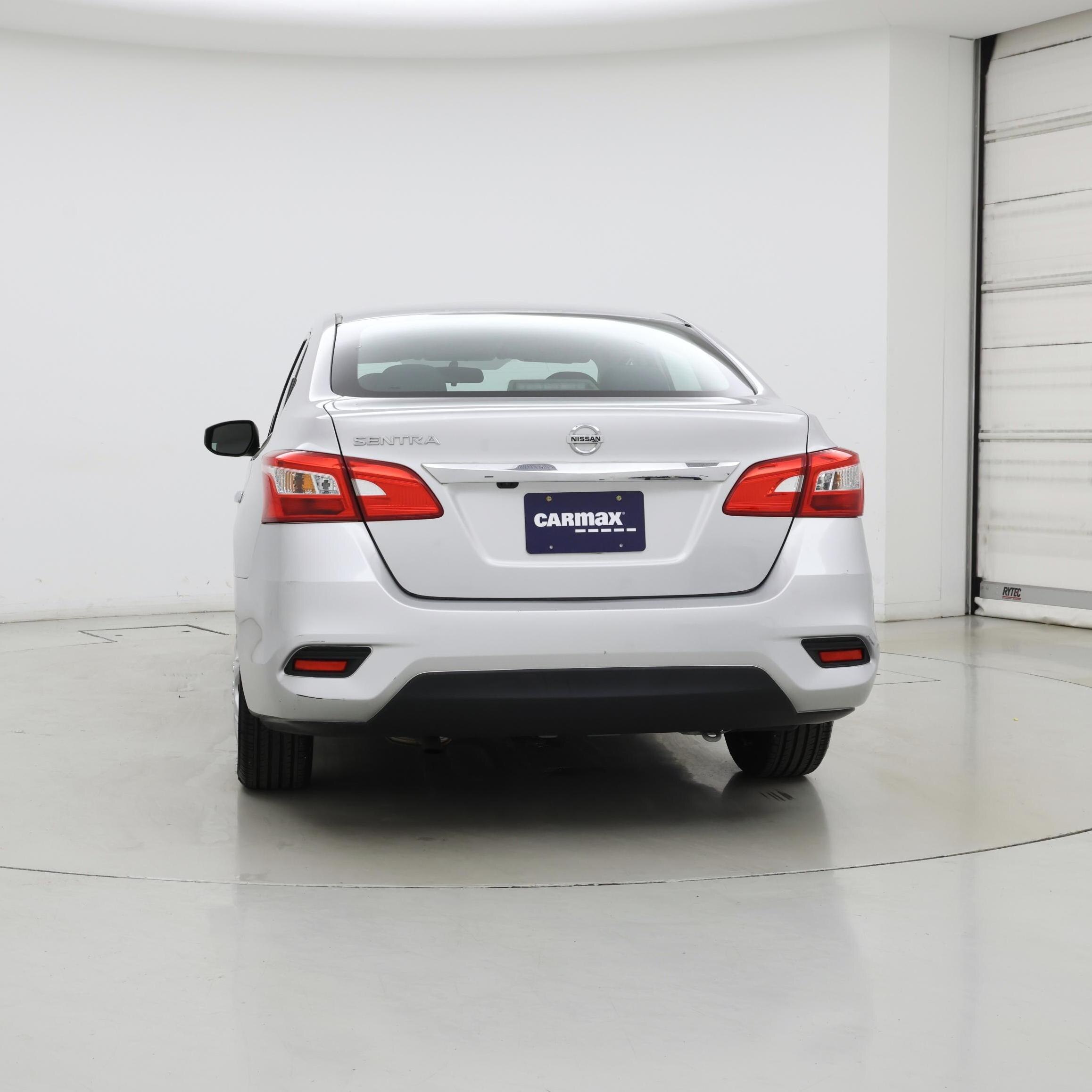 Thumbnail: 2019 Nissan Sentra - 6