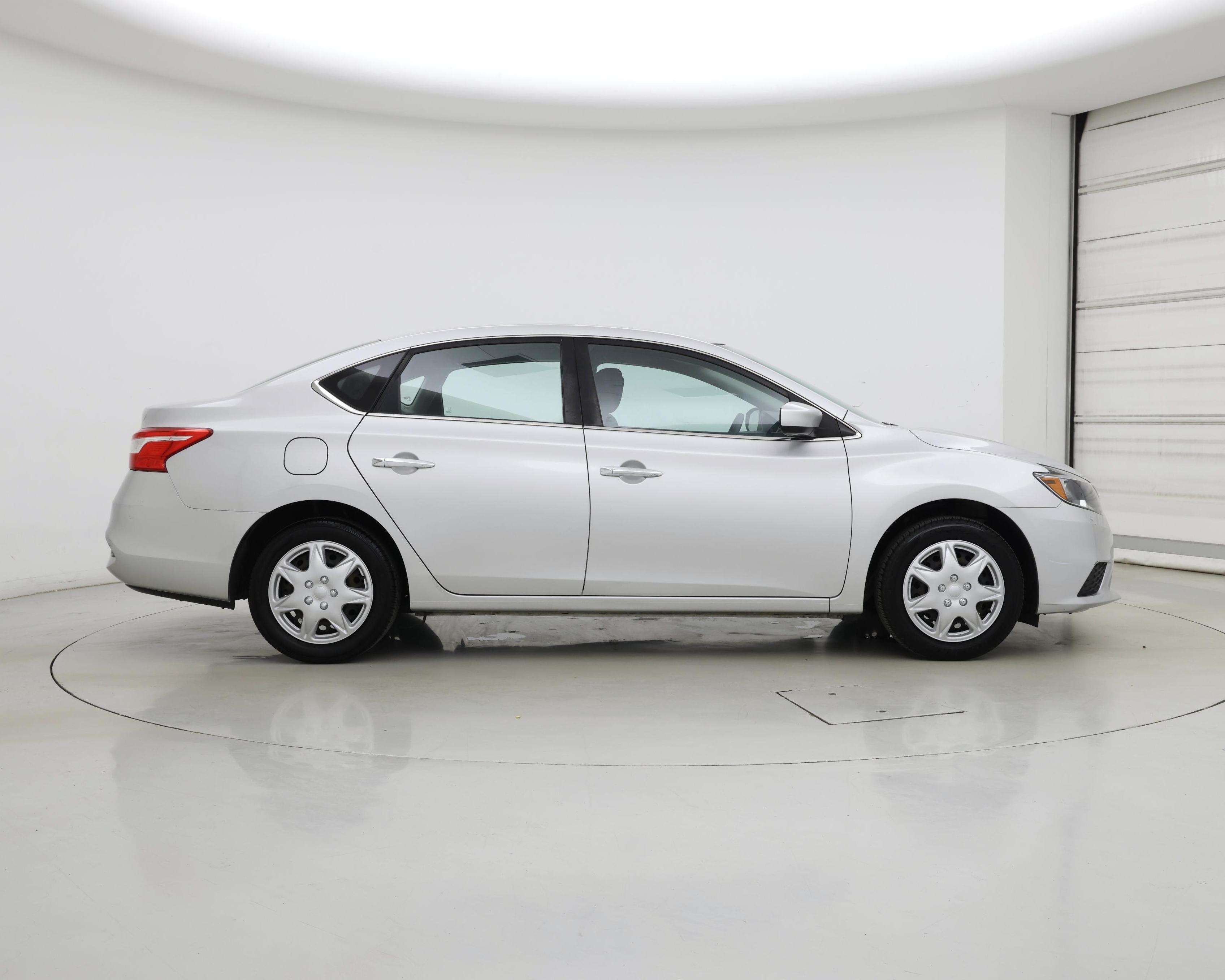 Thumbnail: 2019 Nissan Sentra - 7