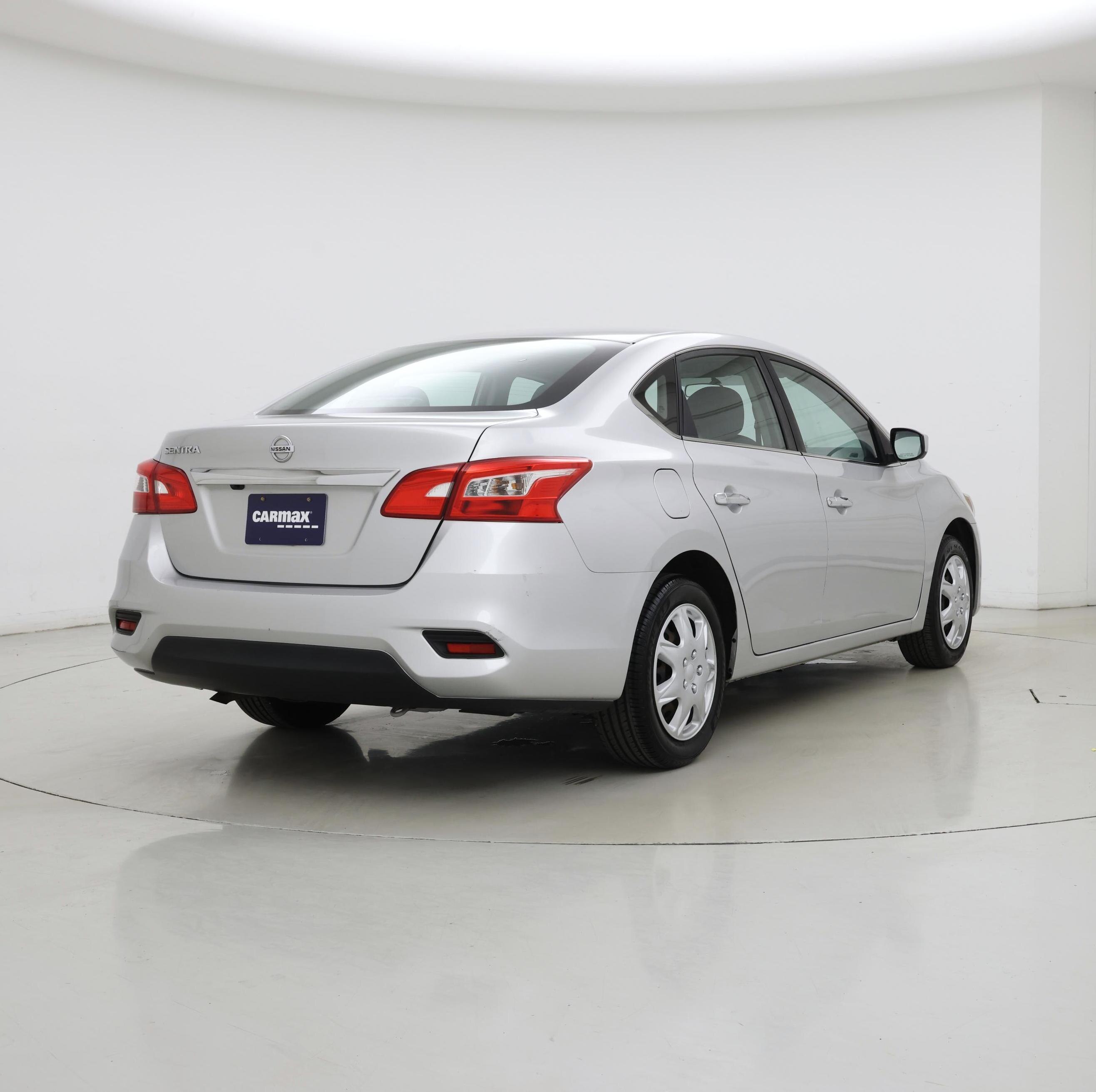 Thumbnail: 2019 Nissan Sentra - 8