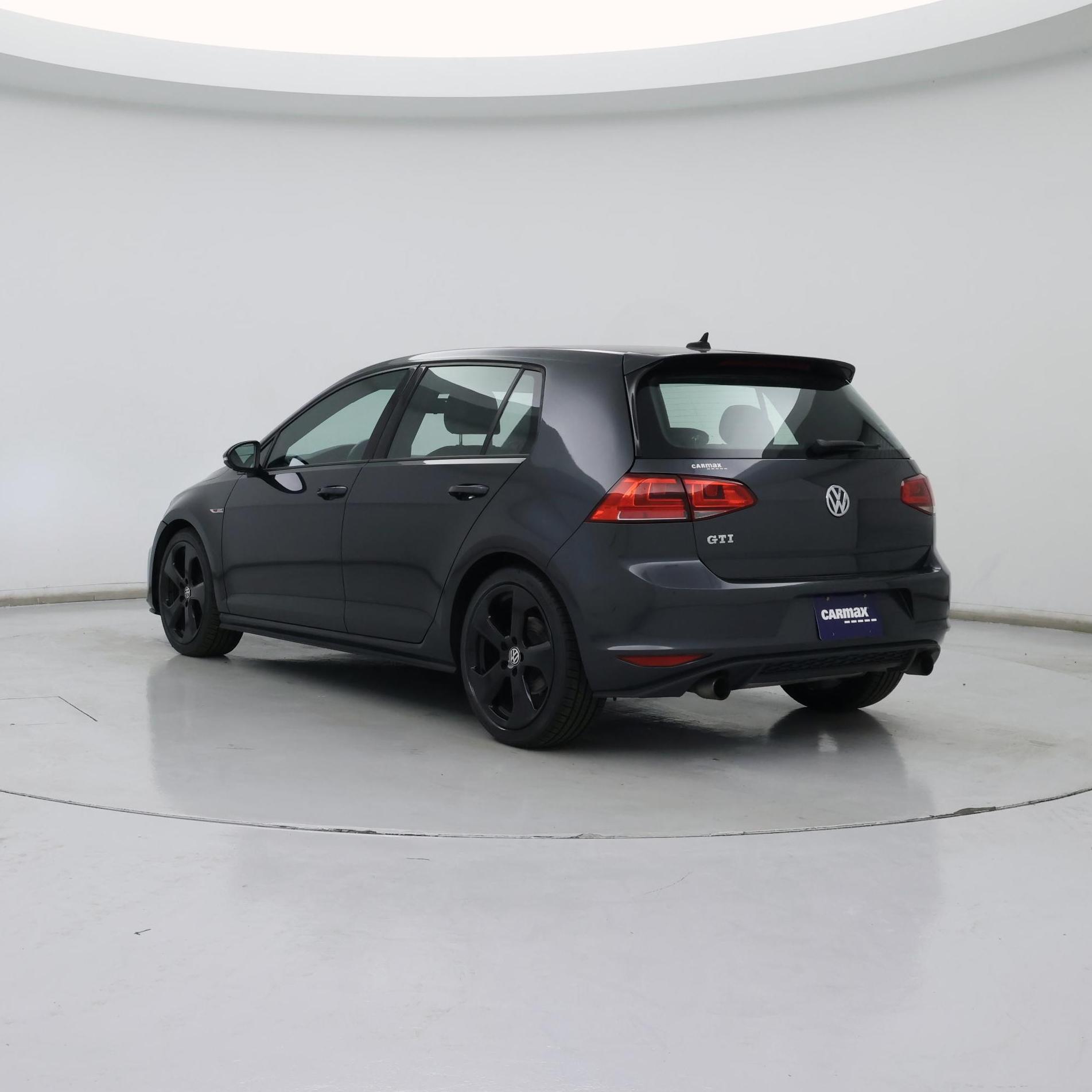 Thumbnail: 2016 Volkswagen Golf - 2