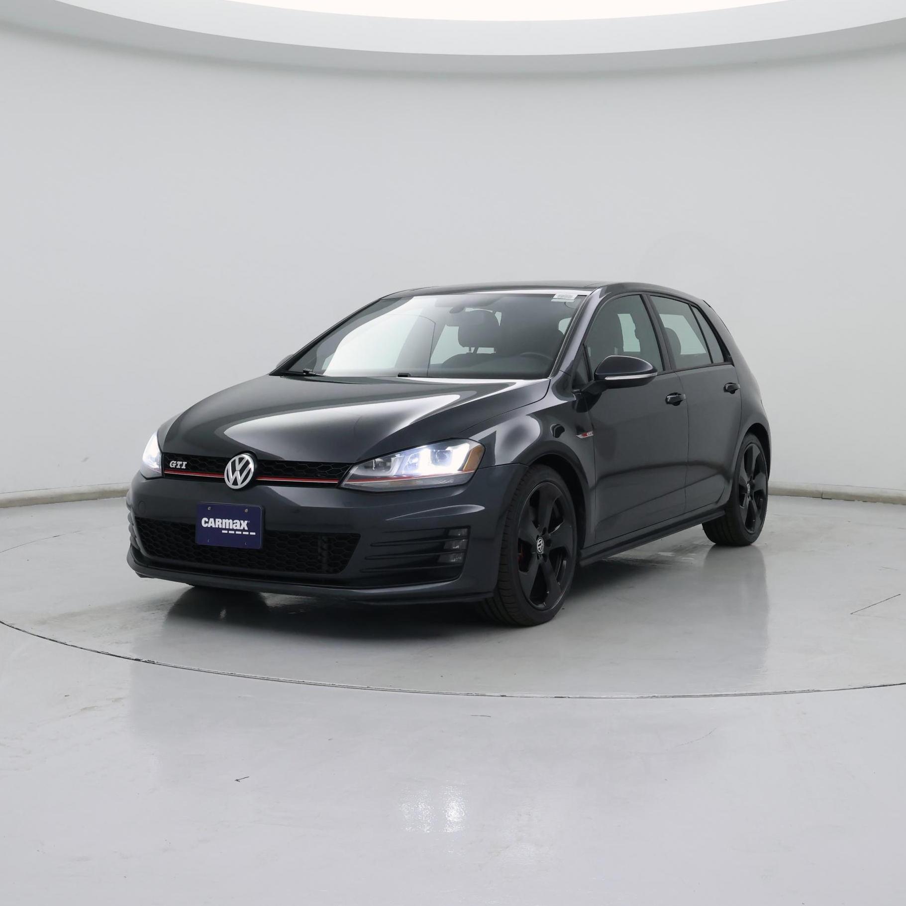 Thumbnail: 2016 Volkswagen Golf - 4