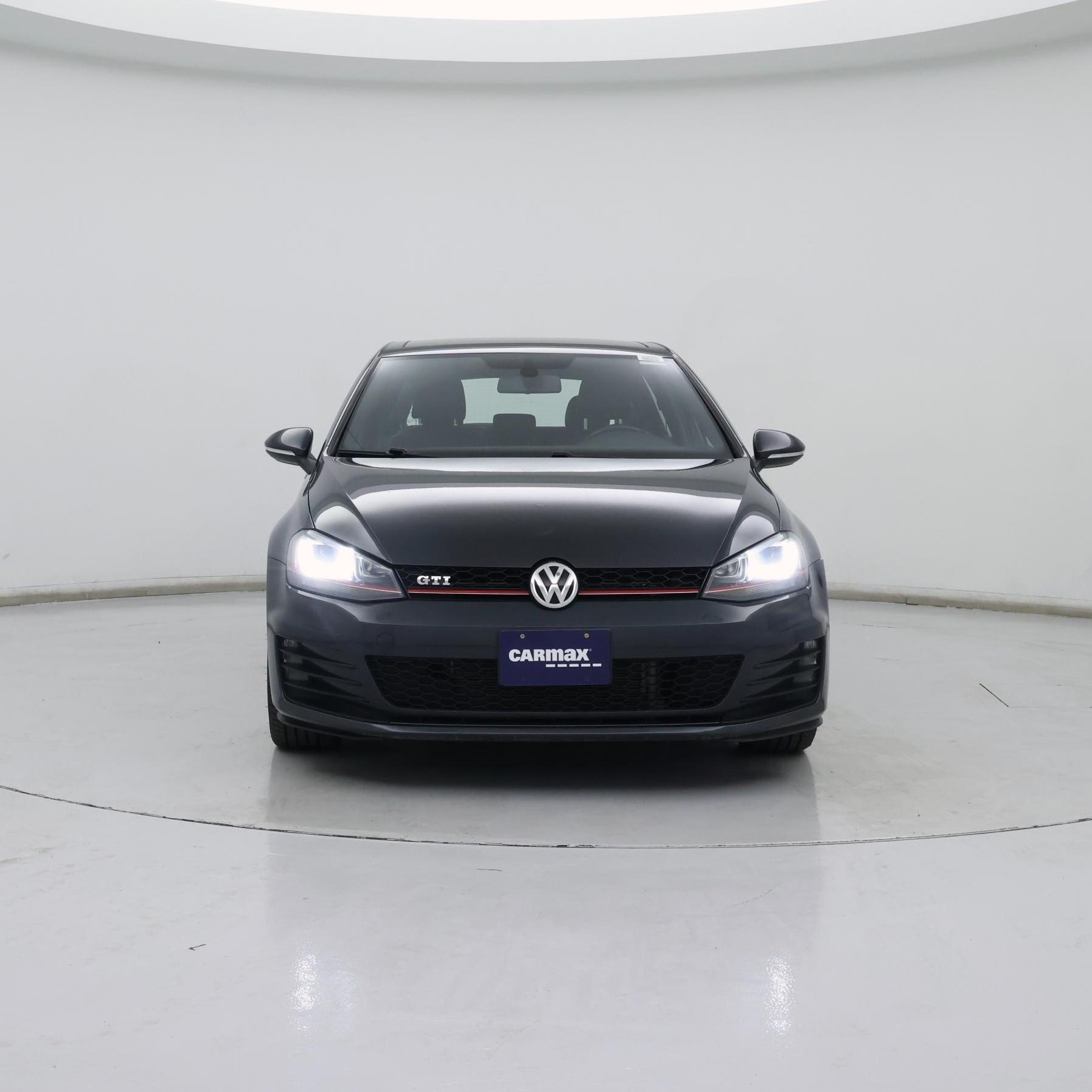 Thumbnail: 2016 Volkswagen Golf - 5