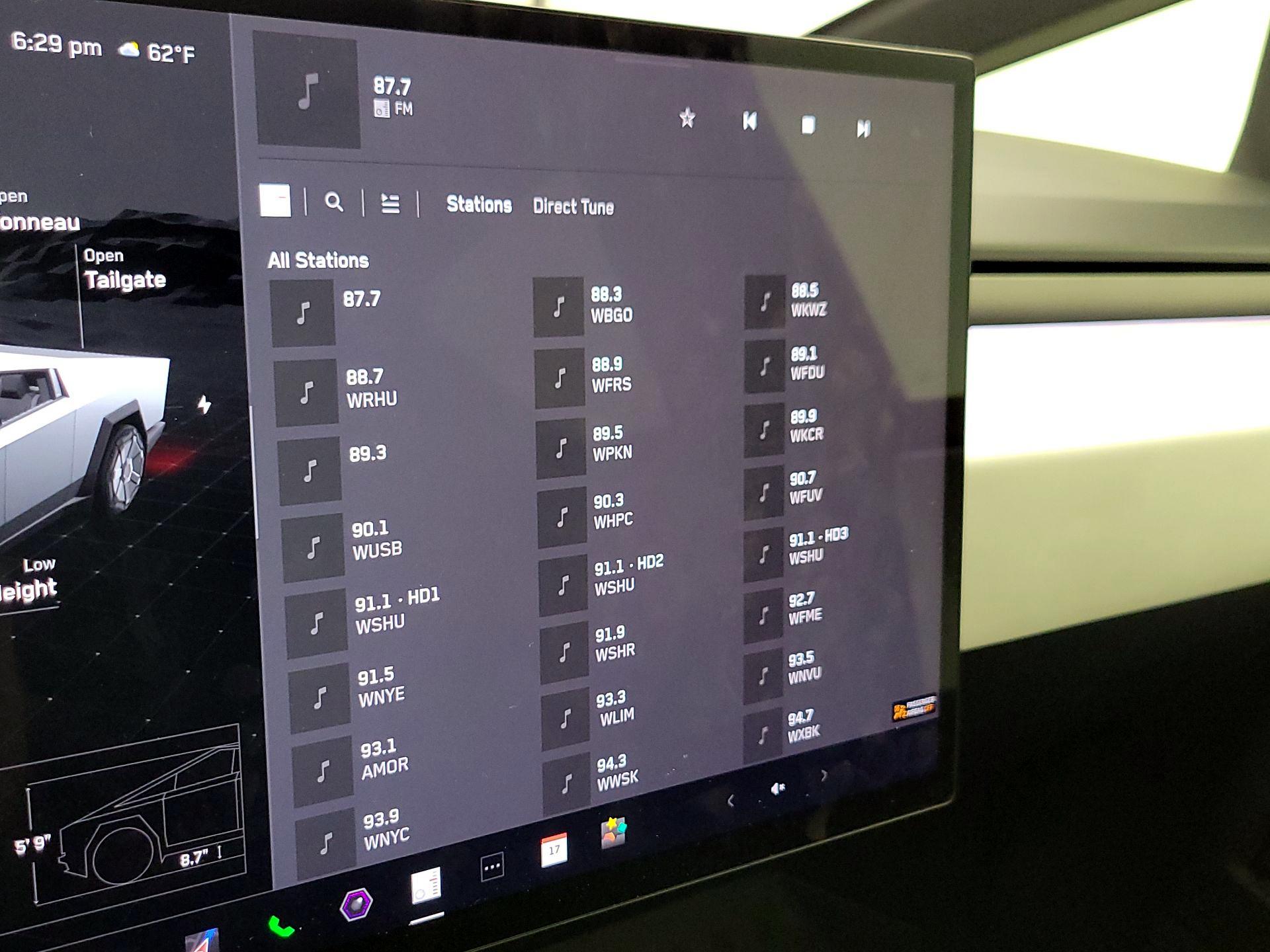 Thumbnail: 2024 Tesla Cybertruck - 15