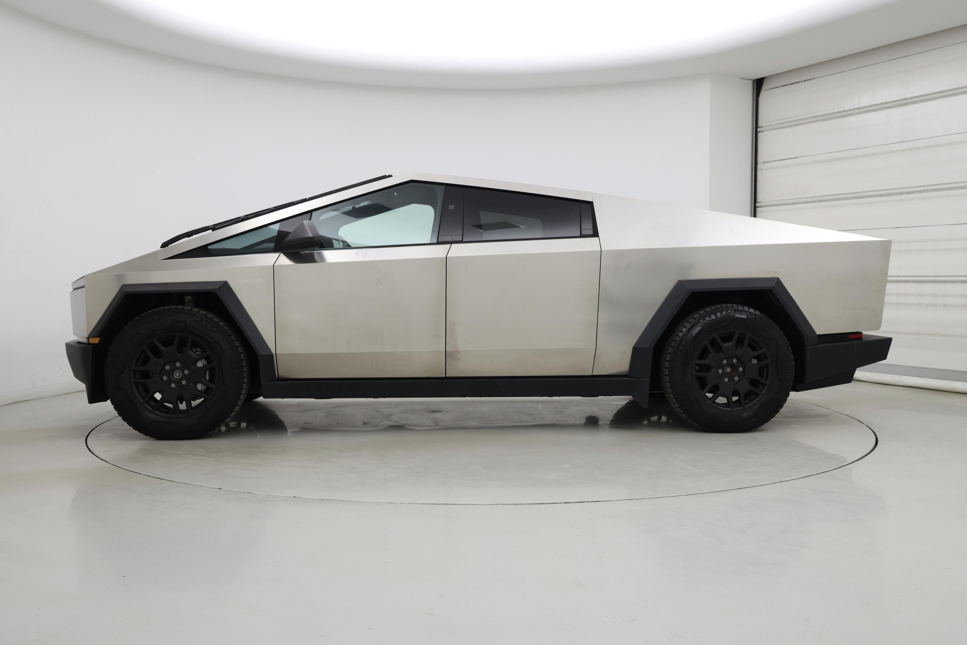 Thumbnail: 2024 Tesla Cybertruck - 3