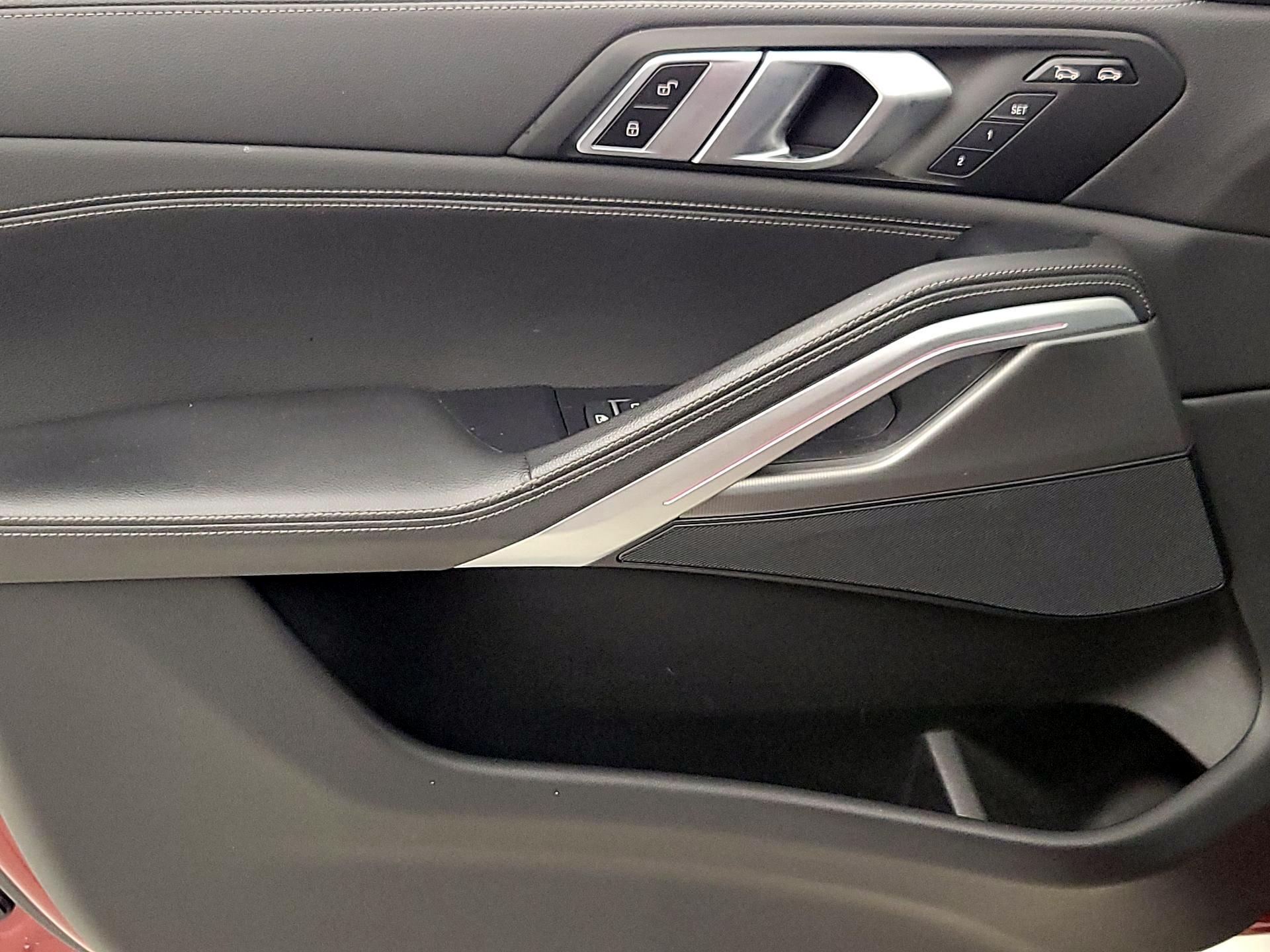 Thumbnail: 2022 BMW X6 - 12