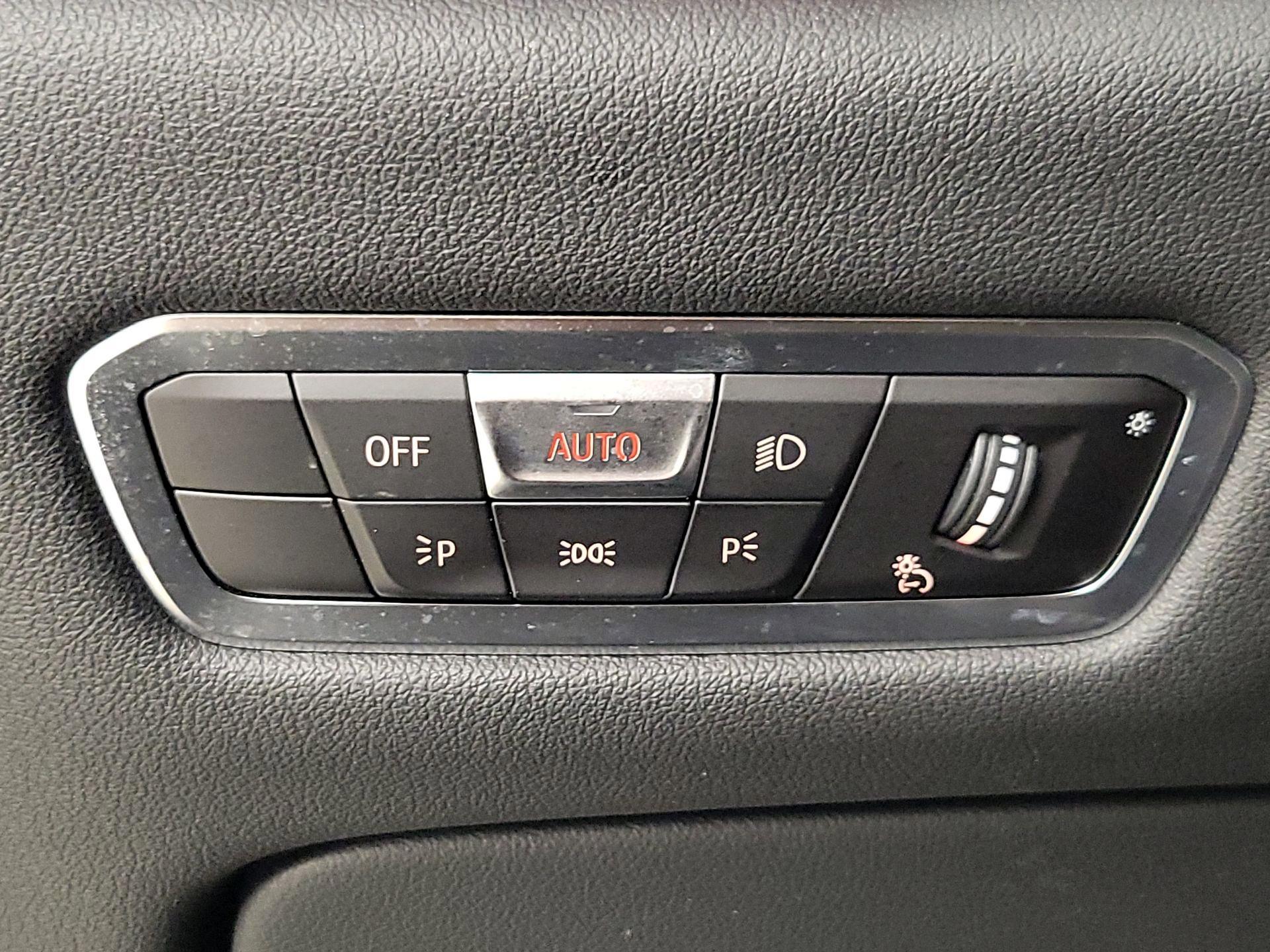 Thumbnail: 2022 BMW X6 - 13