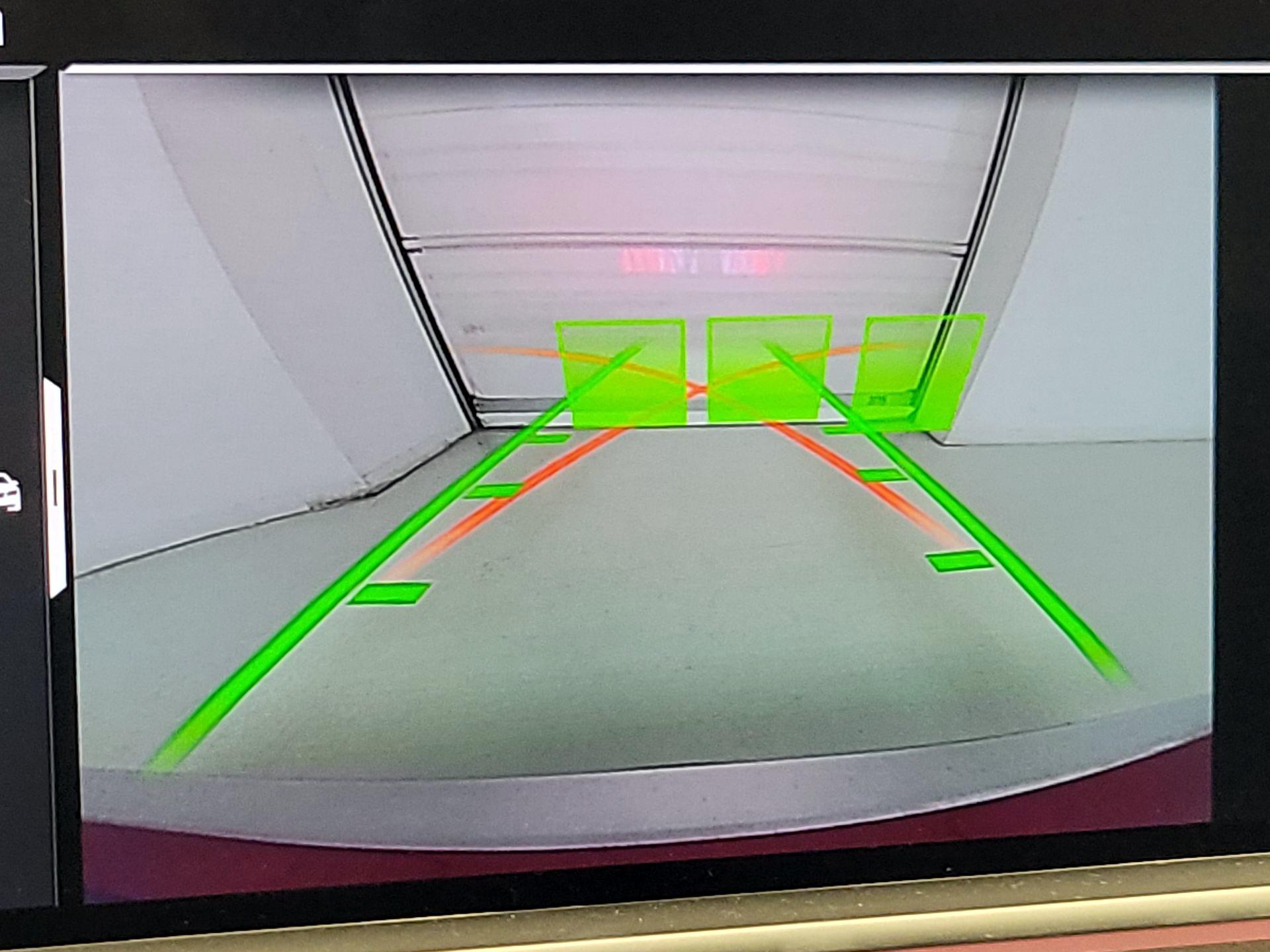 Thumbnail: 2022 BMW X6 - 15