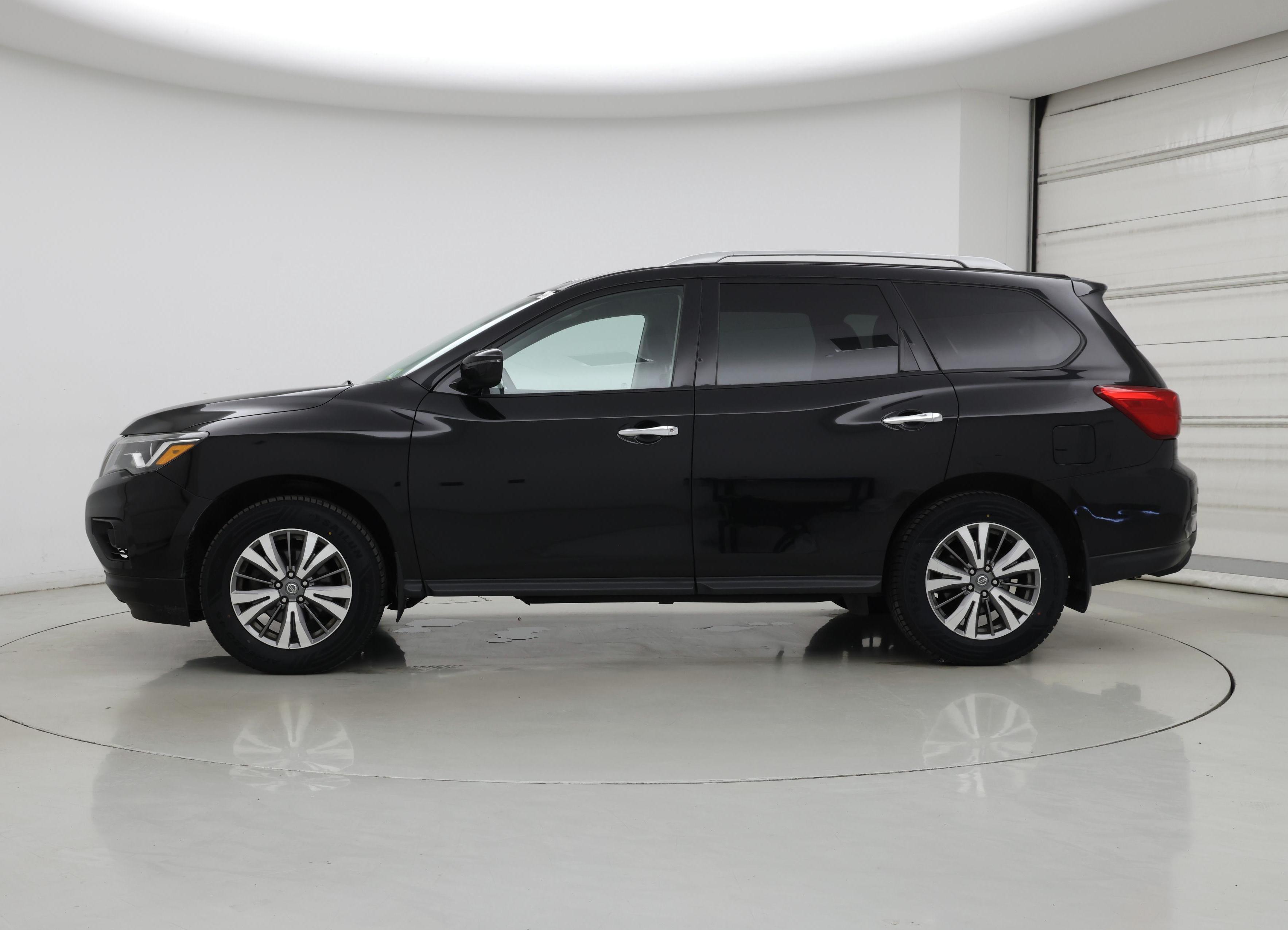 Thumbnail: 2019 Nissan Pathfinder - 3