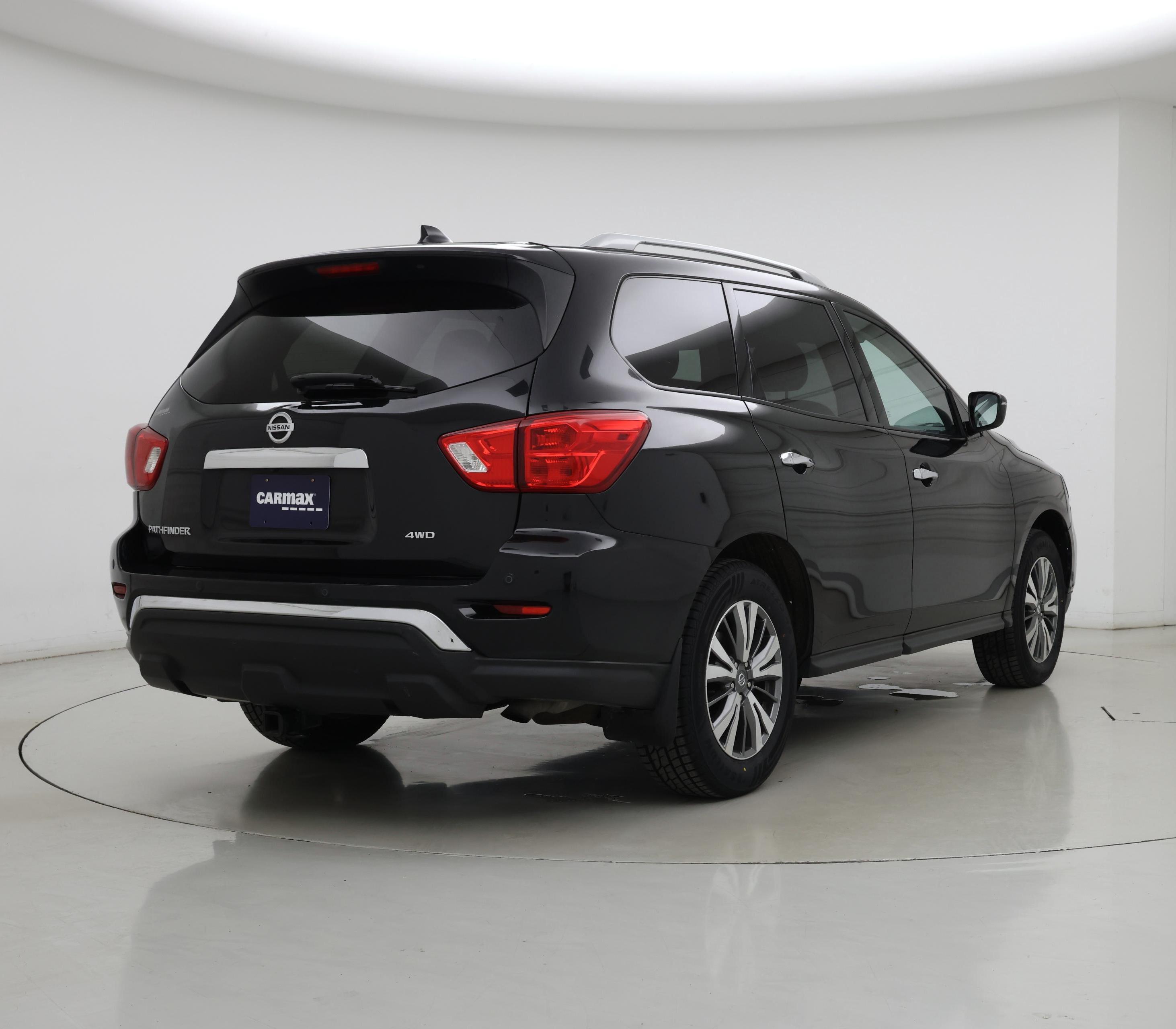 Thumbnail: 2019 Nissan Pathfinder - 8