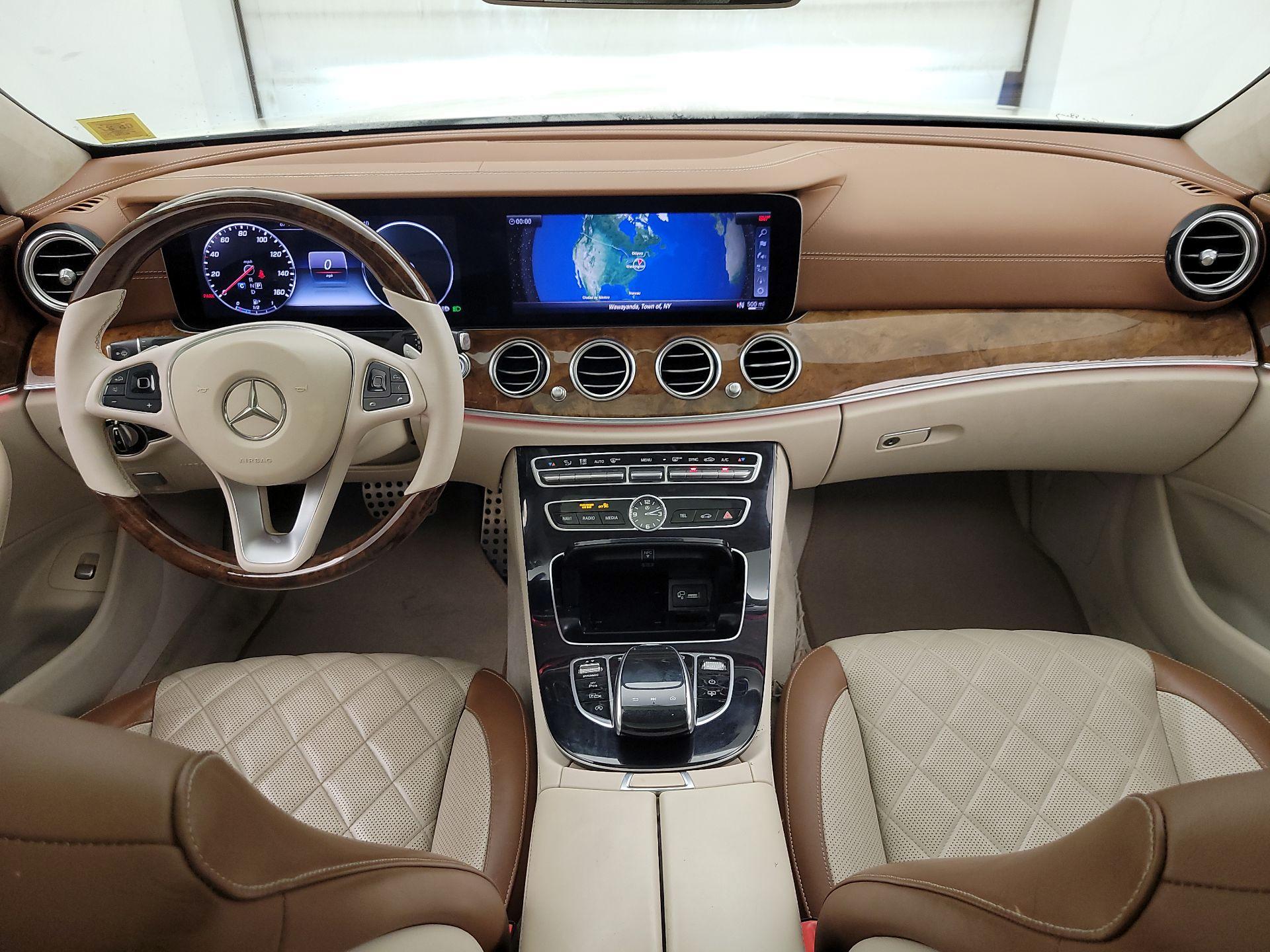 Thumbnail: 2018 Mercedes-Benz E-Class - 9