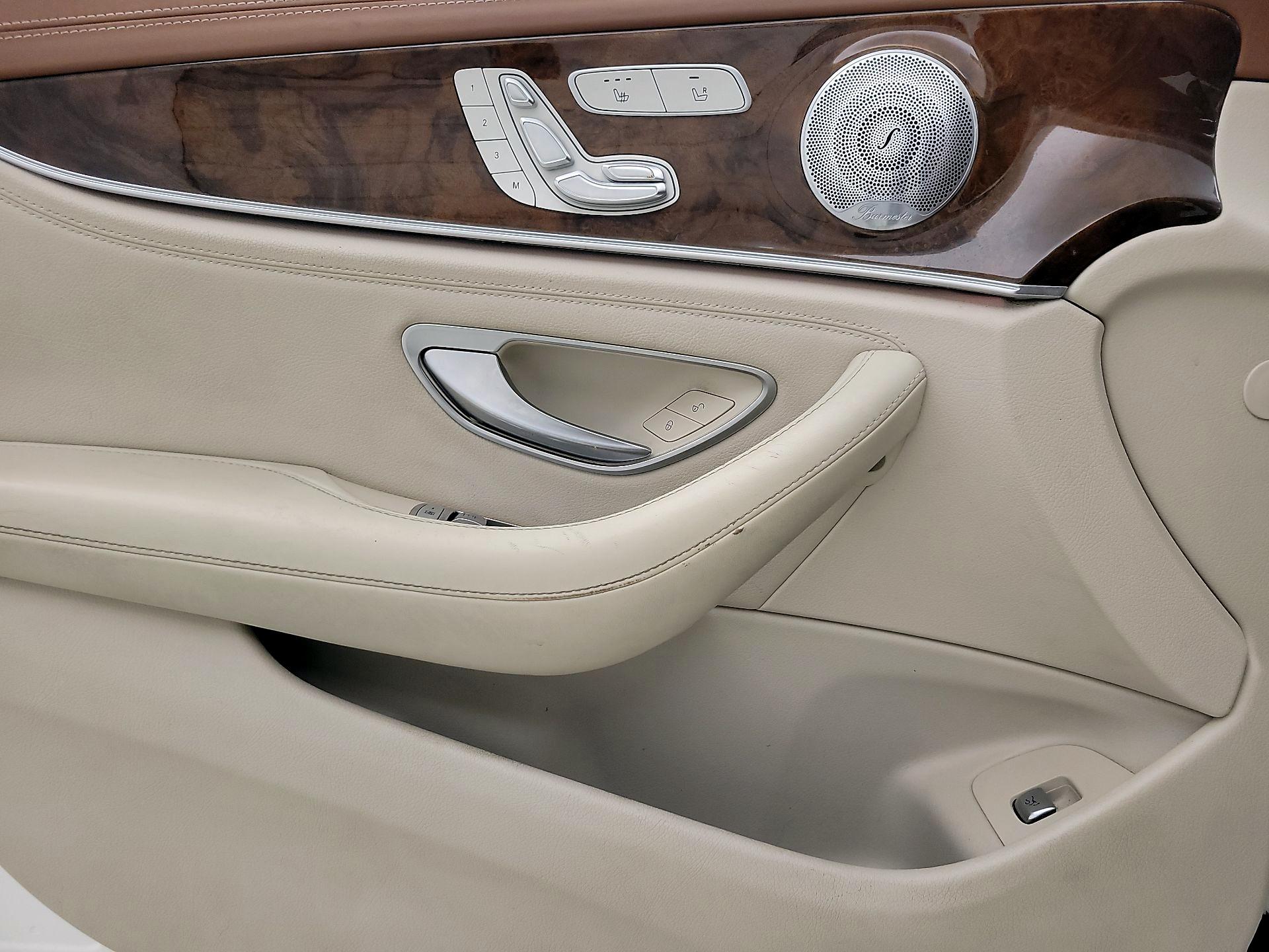 Thumbnail: 2018 Mercedes-Benz E-Class - 12