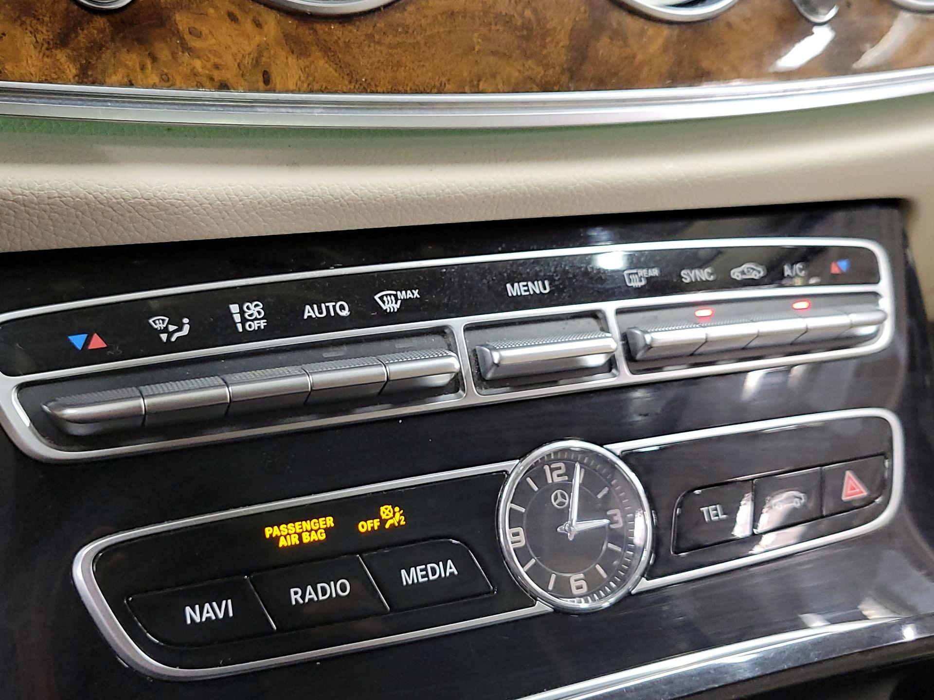 Thumbnail: 2018 Mercedes-Benz E-Class - 17