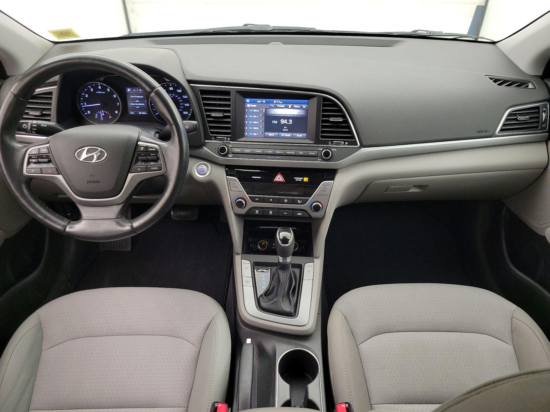 Thumbnail: 2017 Hyundai Elantra - 9