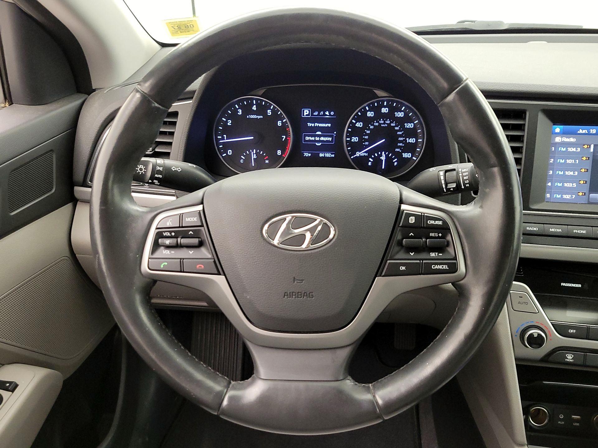 Thumbnail: 2017 Hyundai Elantra - 10