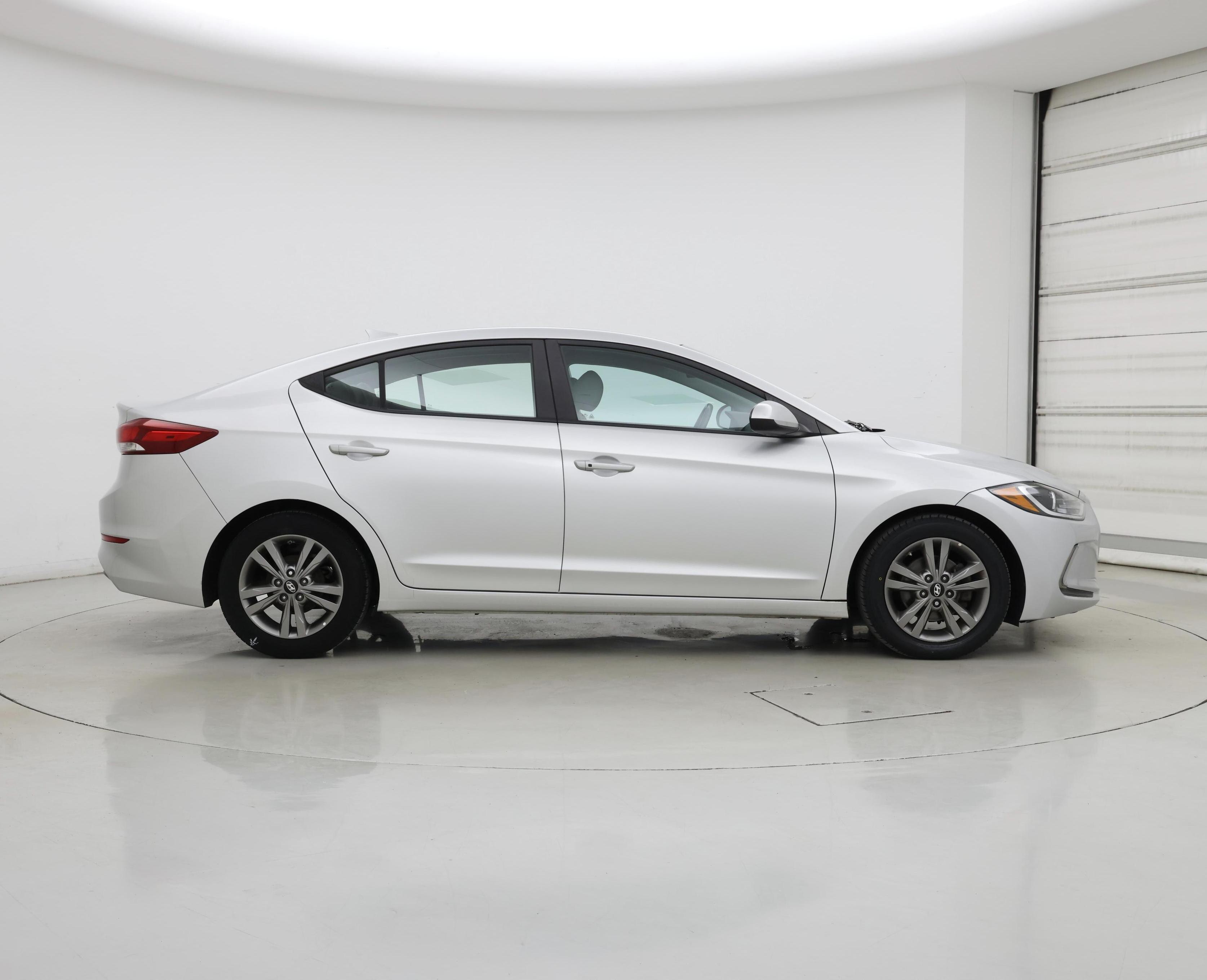 Thumbnail: 2017 Hyundai Elantra - 7