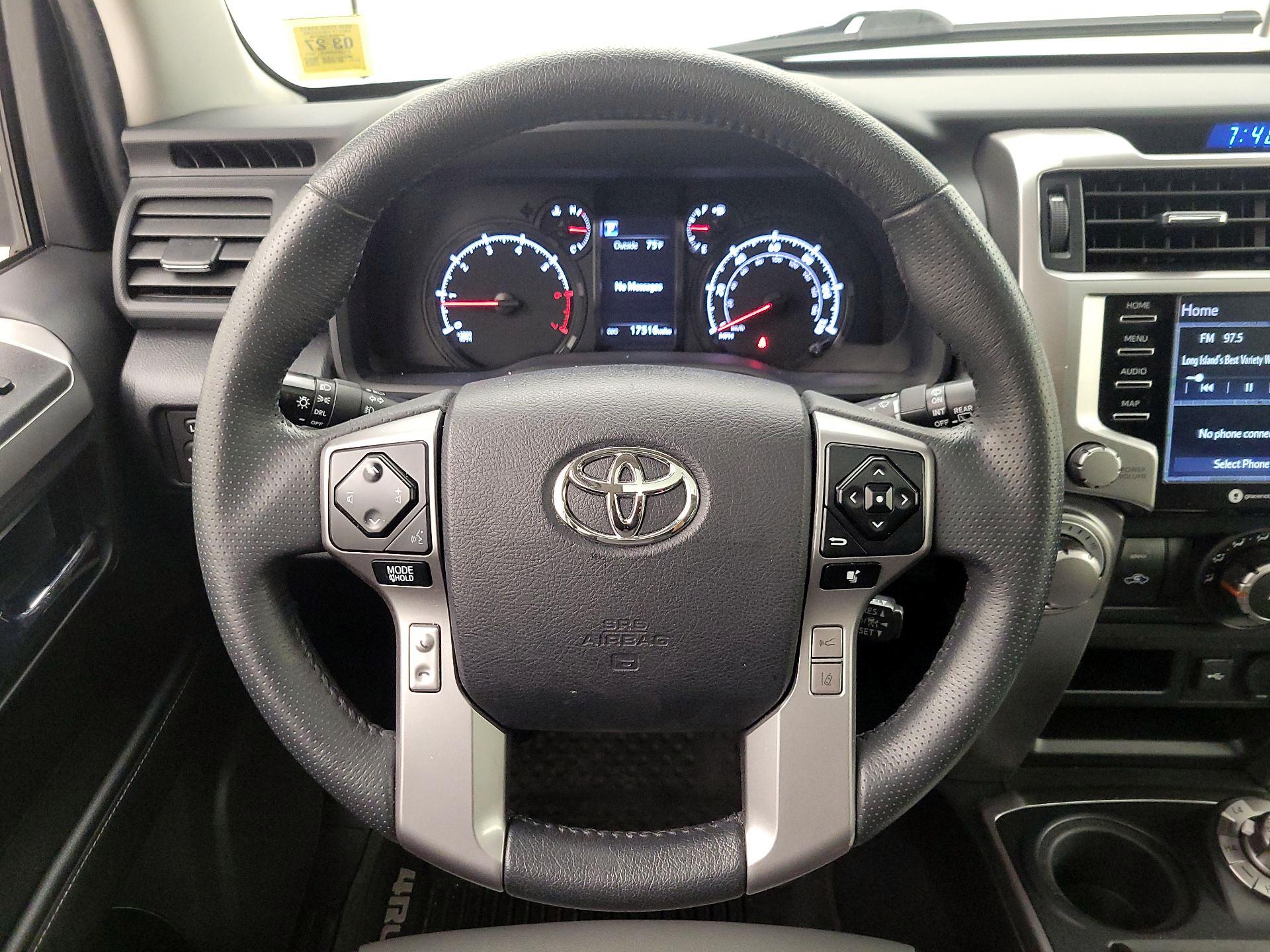 Thumbnail: 2020 Toyota 4Runner - 10