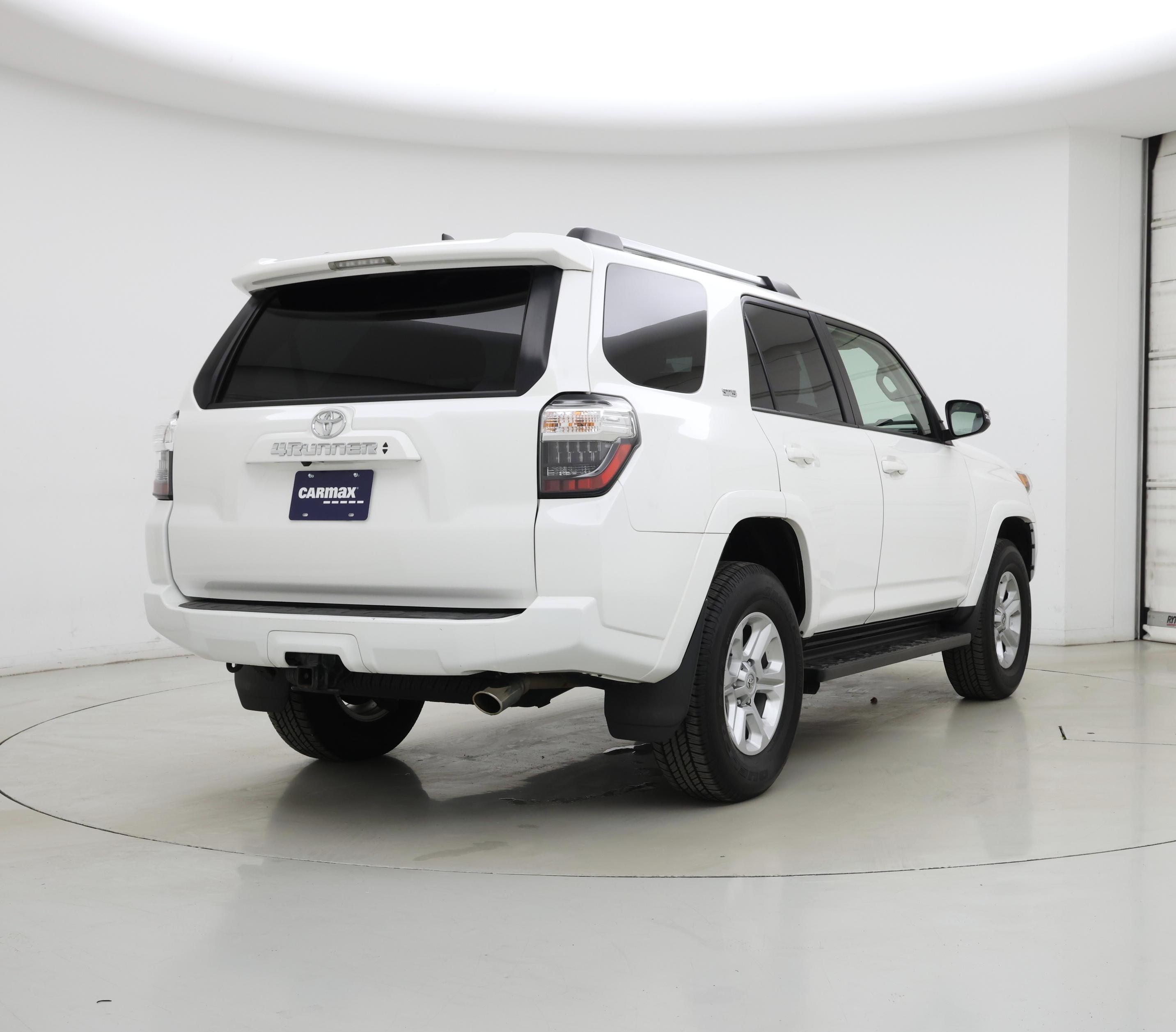 Thumbnail: 2020 Toyota 4Runner - 8