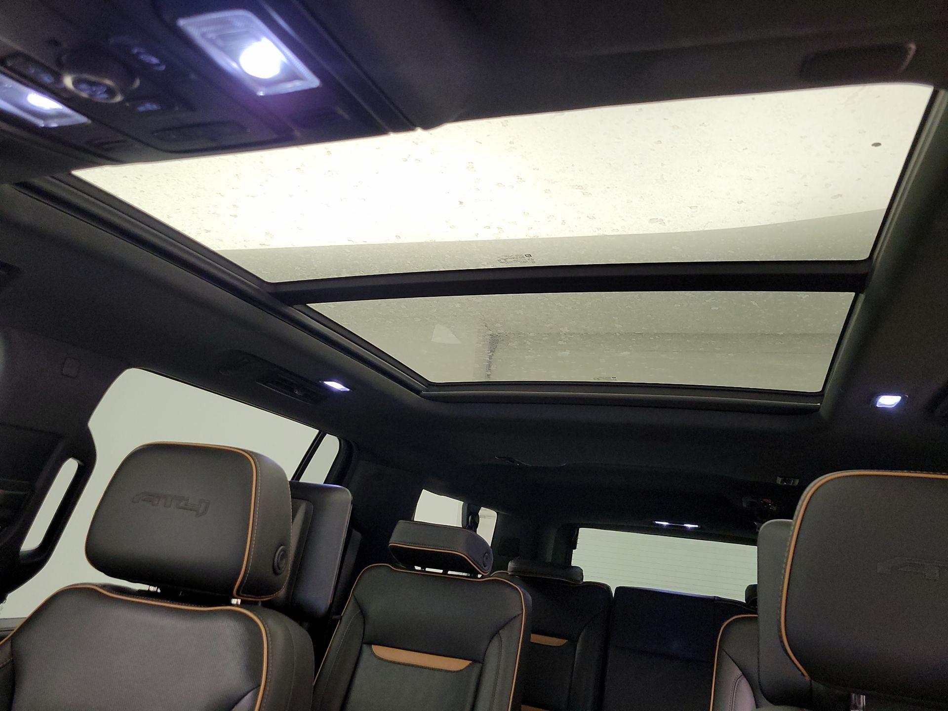 Thumbnail: 2021 GMC Yukon XL - 20